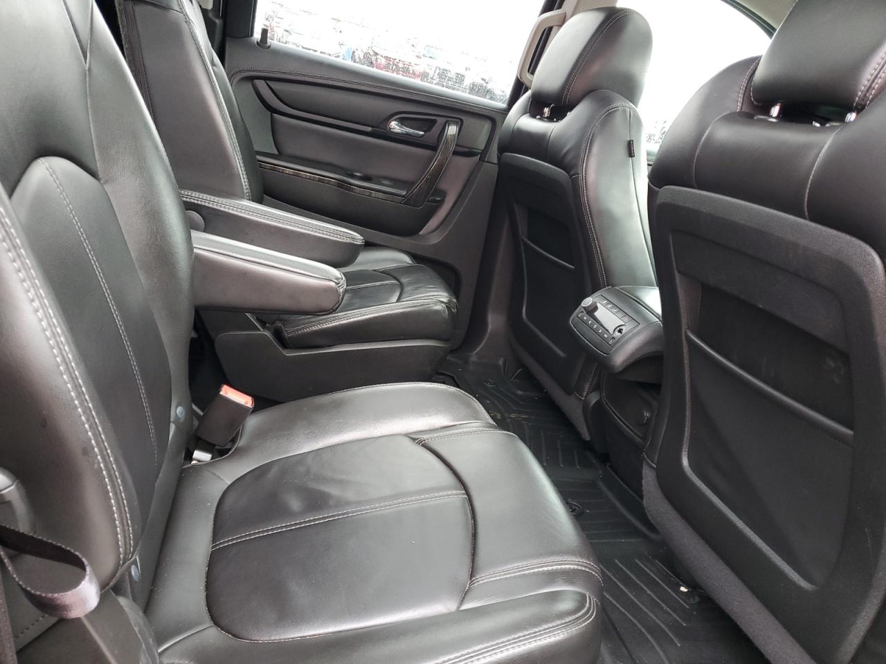 2013 Gmc Acadia Silver vin: 1GKKVRKD5DJ243774