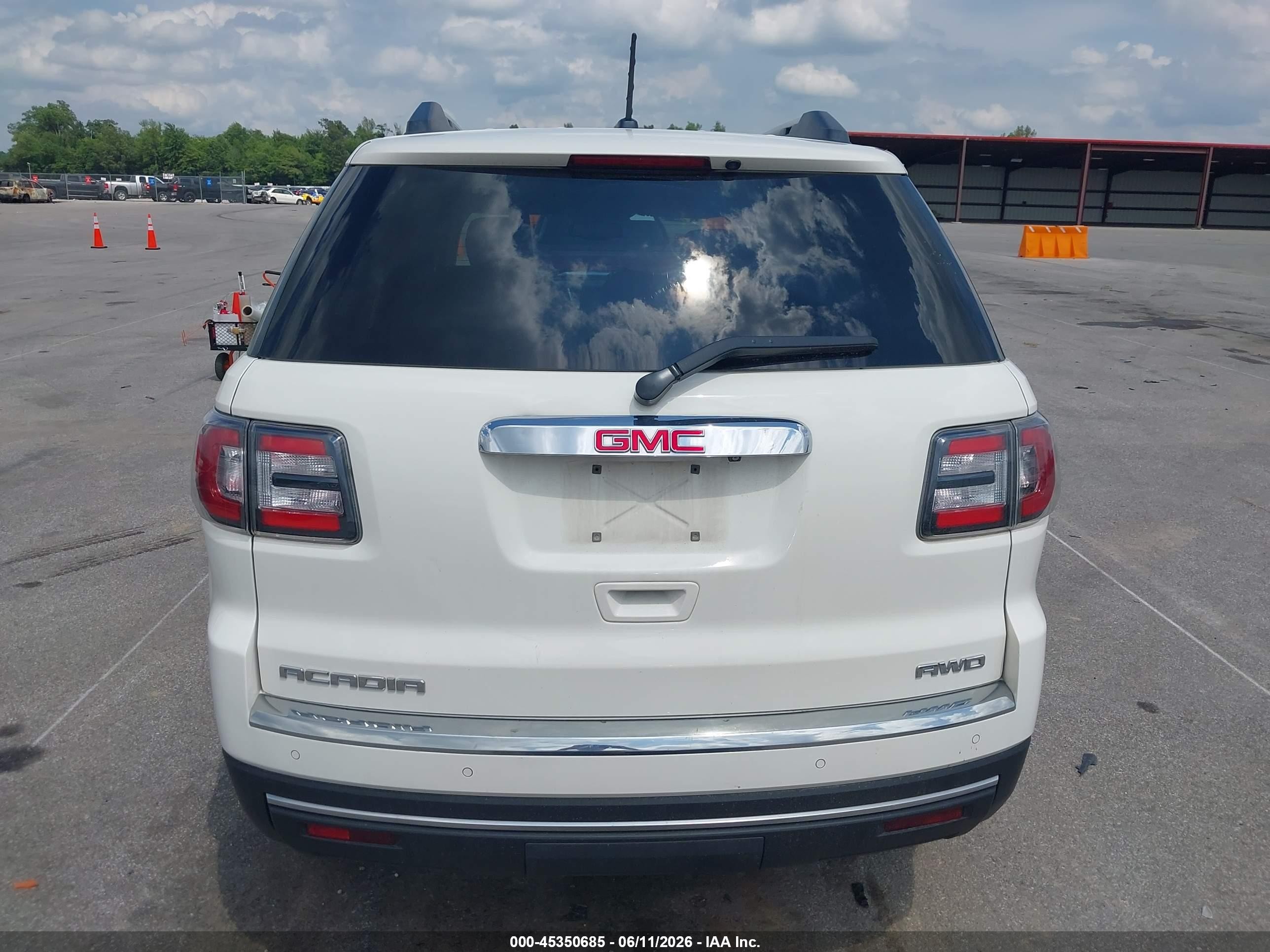 2015 Gmc Acadia Slt-1 White vin: 1GKKVRKD7FJ102210