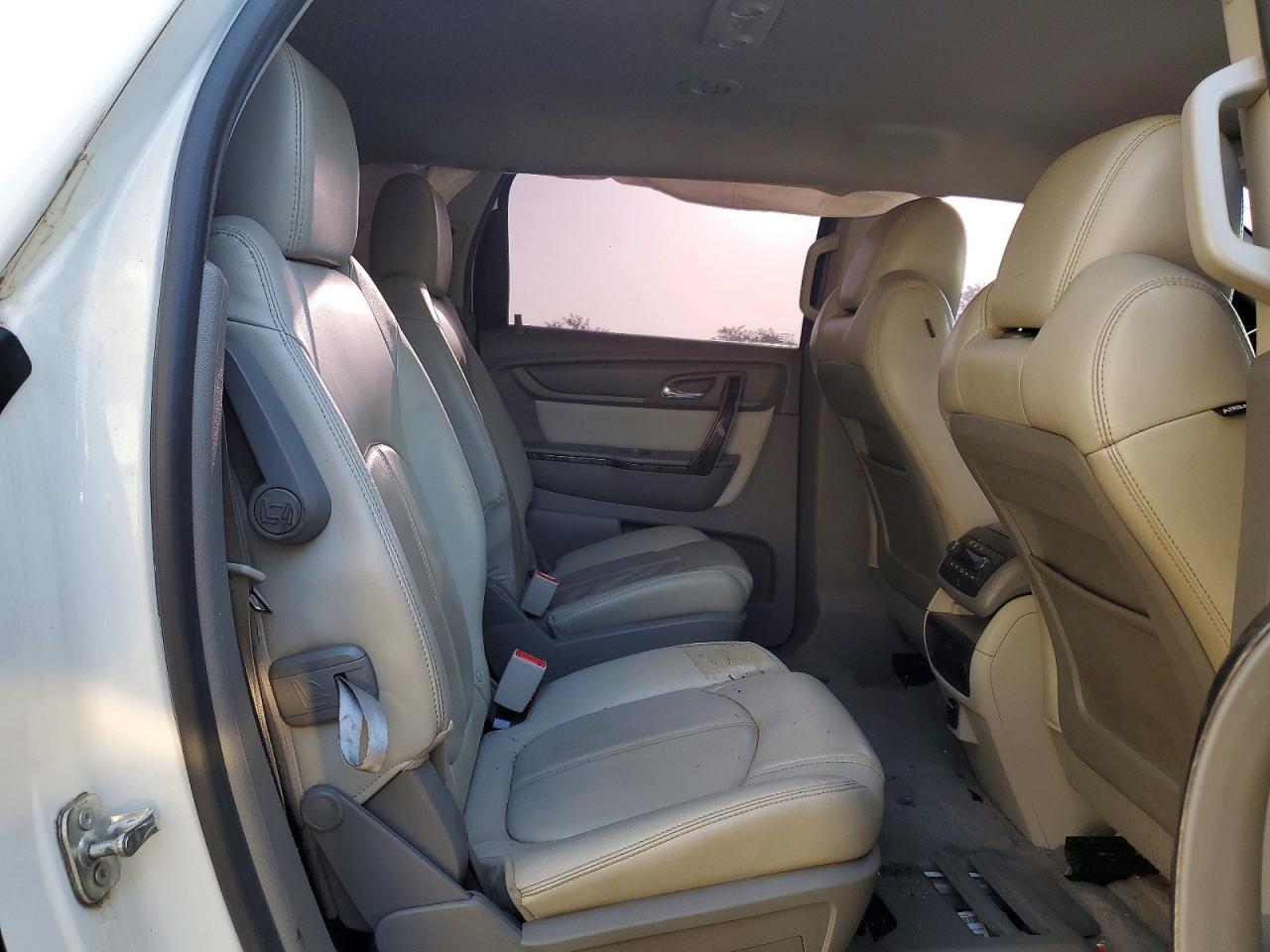2015 Gmc Acadia Slt-2 Белый vin: 1GKKVSKD6FJ204640