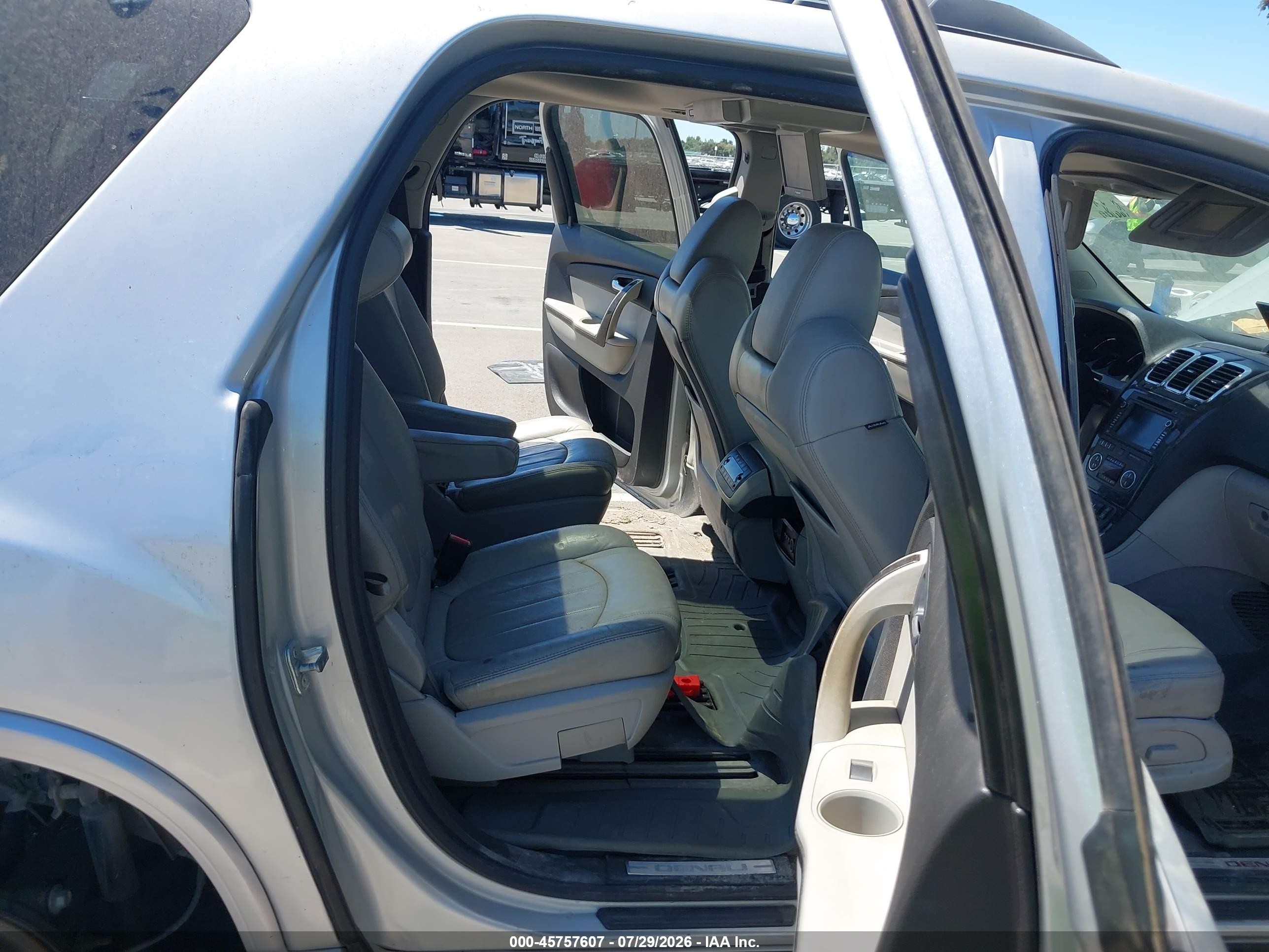 2011 Gmc Acadia Denali Silver vin: 1GKKVTED0BJ388159