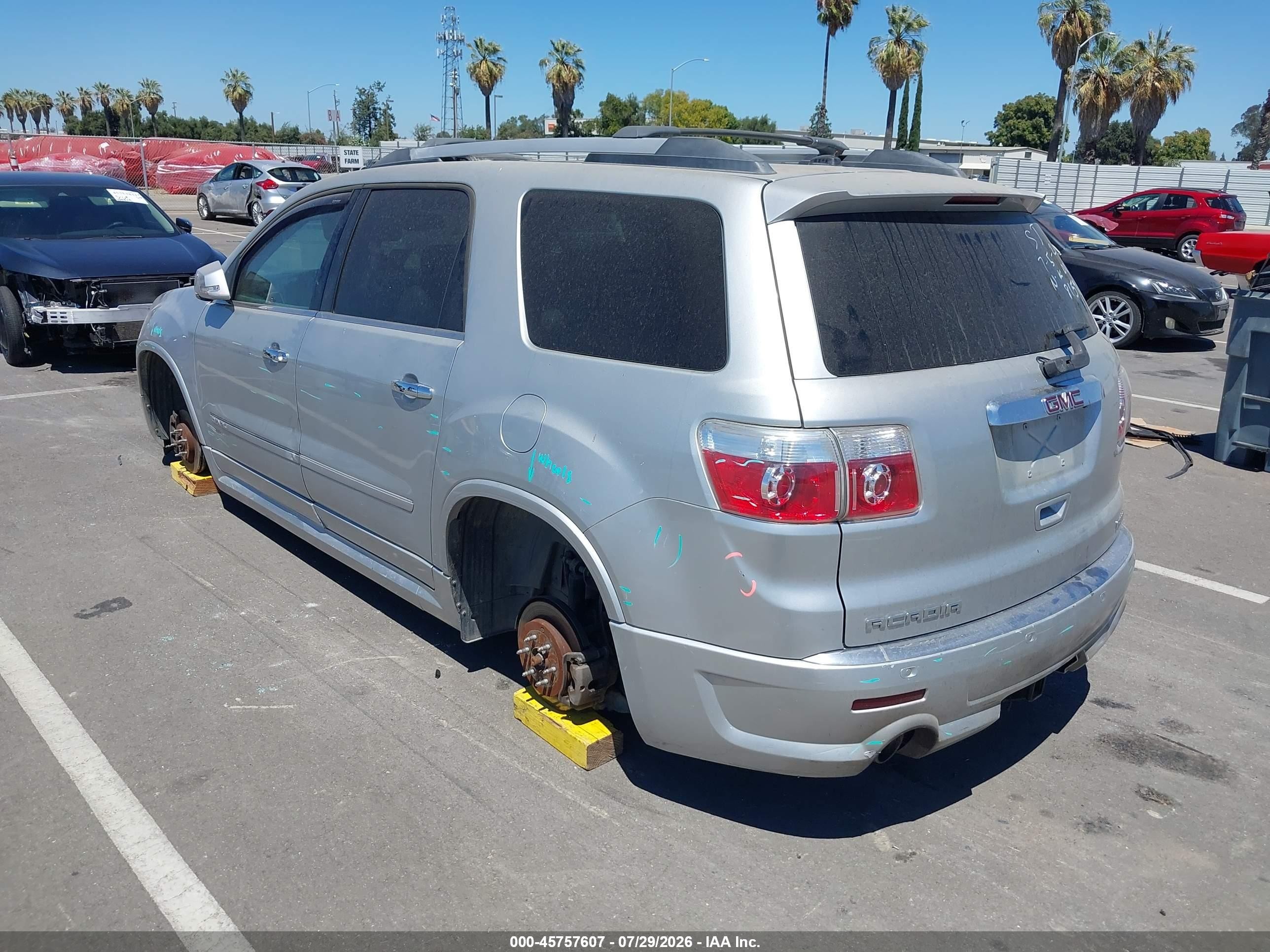 2011 Gmc Acadia Denali Silver vin: 1GKKVTED0BJ388159