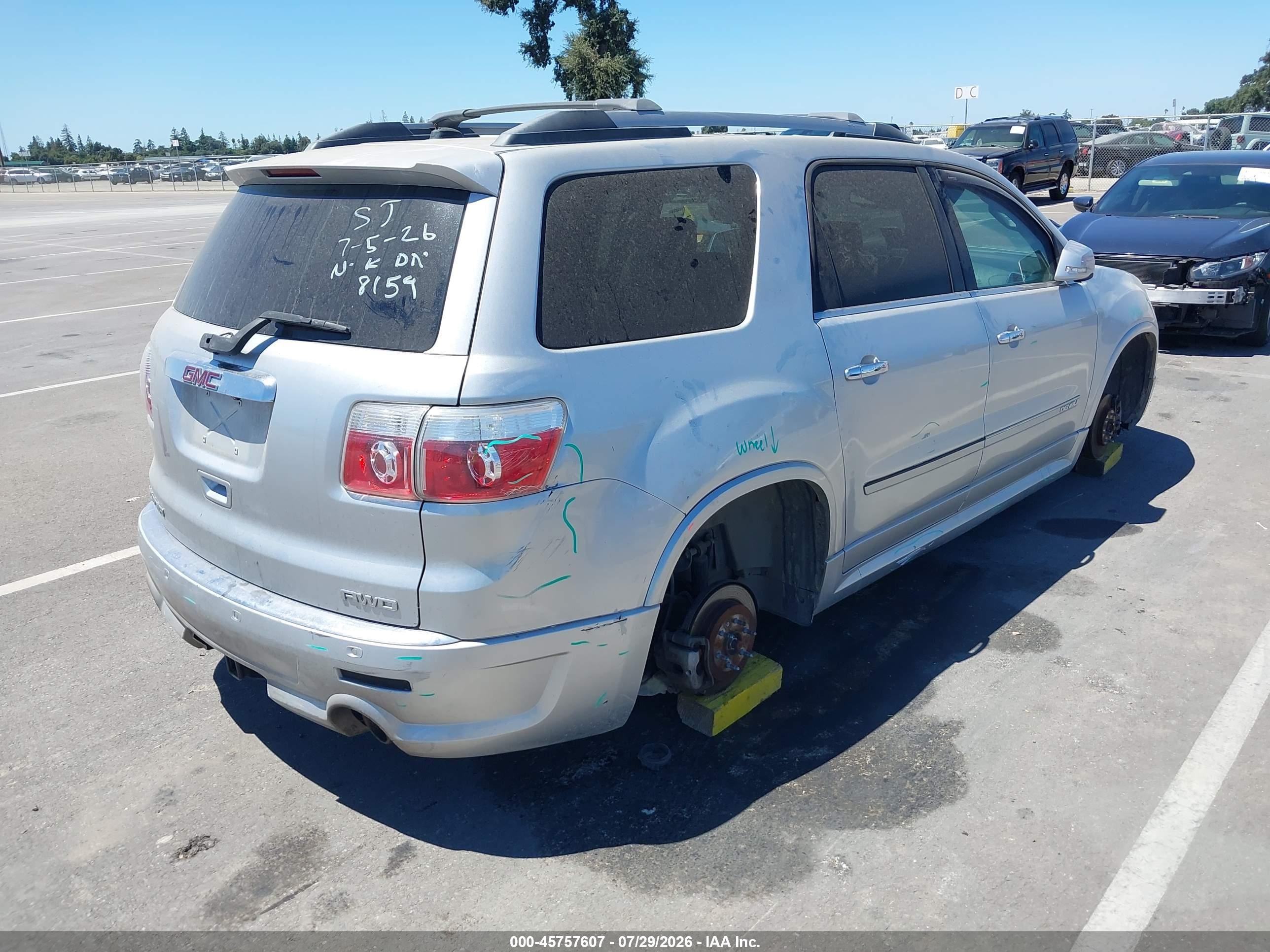 2011 Gmc Acadia Denali Silver vin: 1GKKVTED0BJ388159