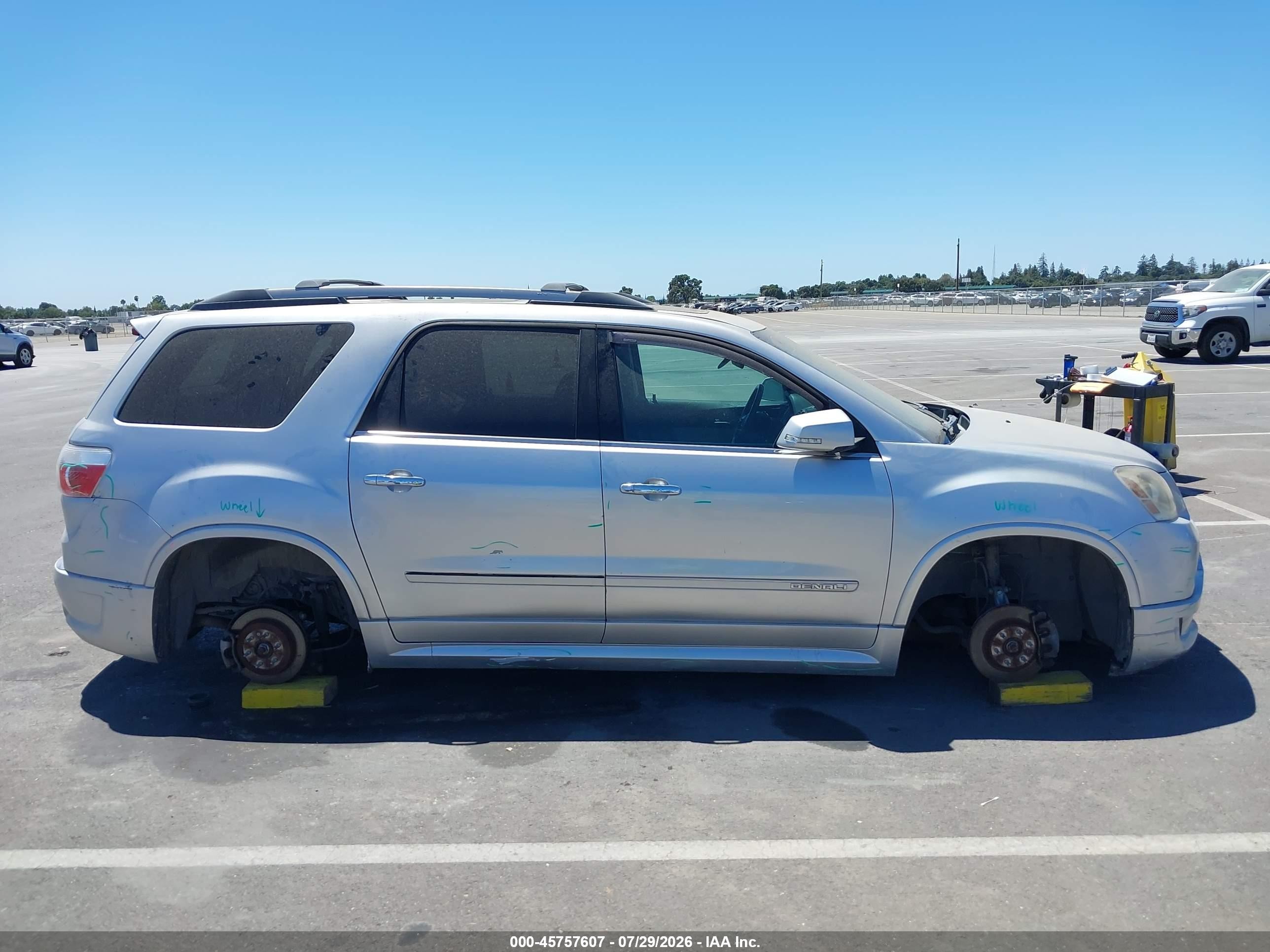 2011 Gmc Acadia Denali Silver vin: 1GKKVTED0BJ388159