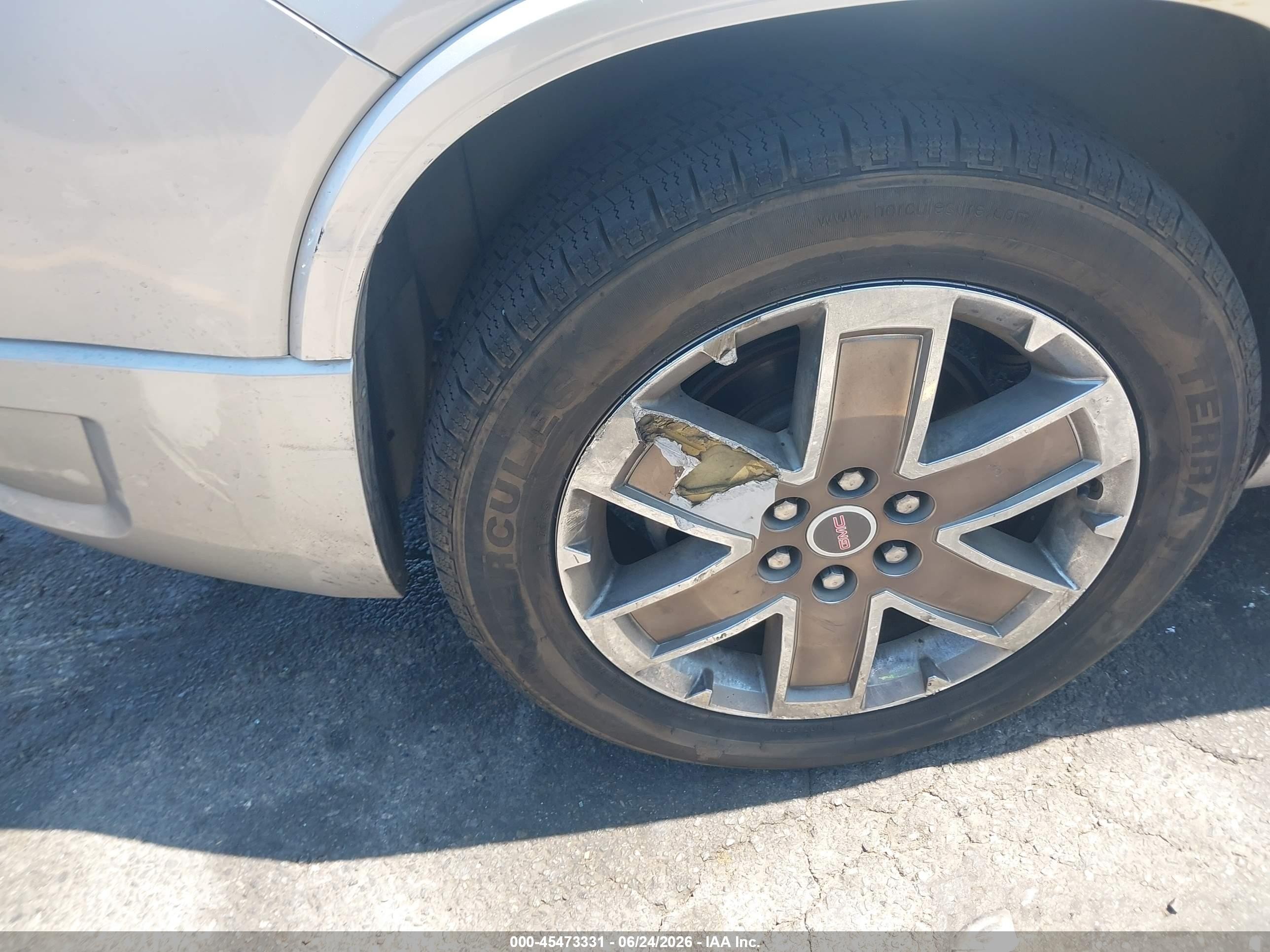 2012 Gmc Acadia Denali Silver vin: 1GKKVTED0CJ246346