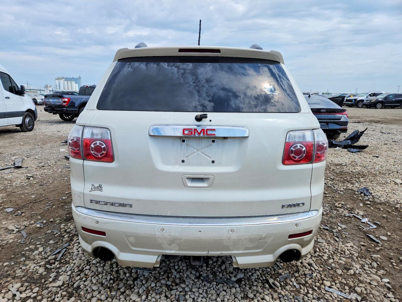 2012 Gmc Acadia Denali White vin: 1GKKVTED2CJ357495