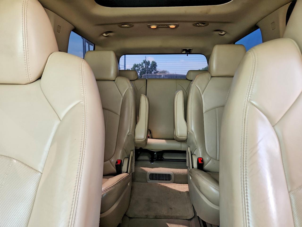 2012 Gmc Acadia Denali White vin: 1GKKVTED2CJ357495