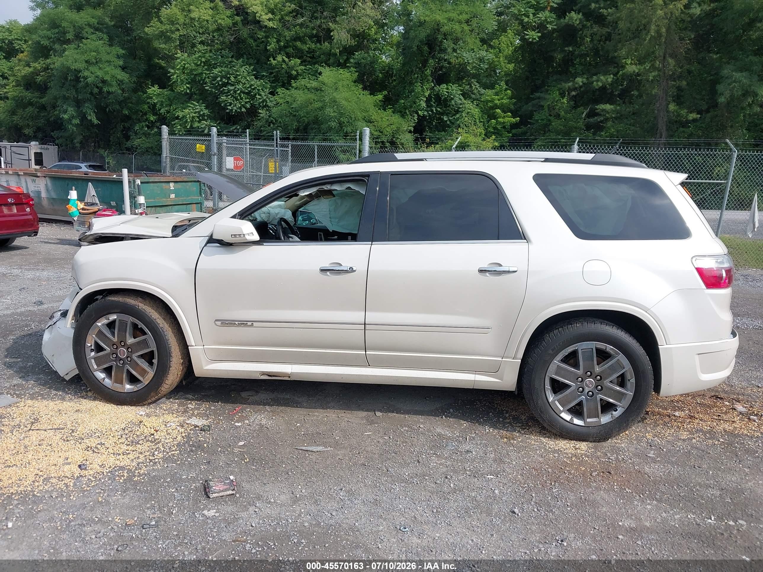 2011 Gmc Acadia Denali White vin: 1GKKVTED3BJ394375