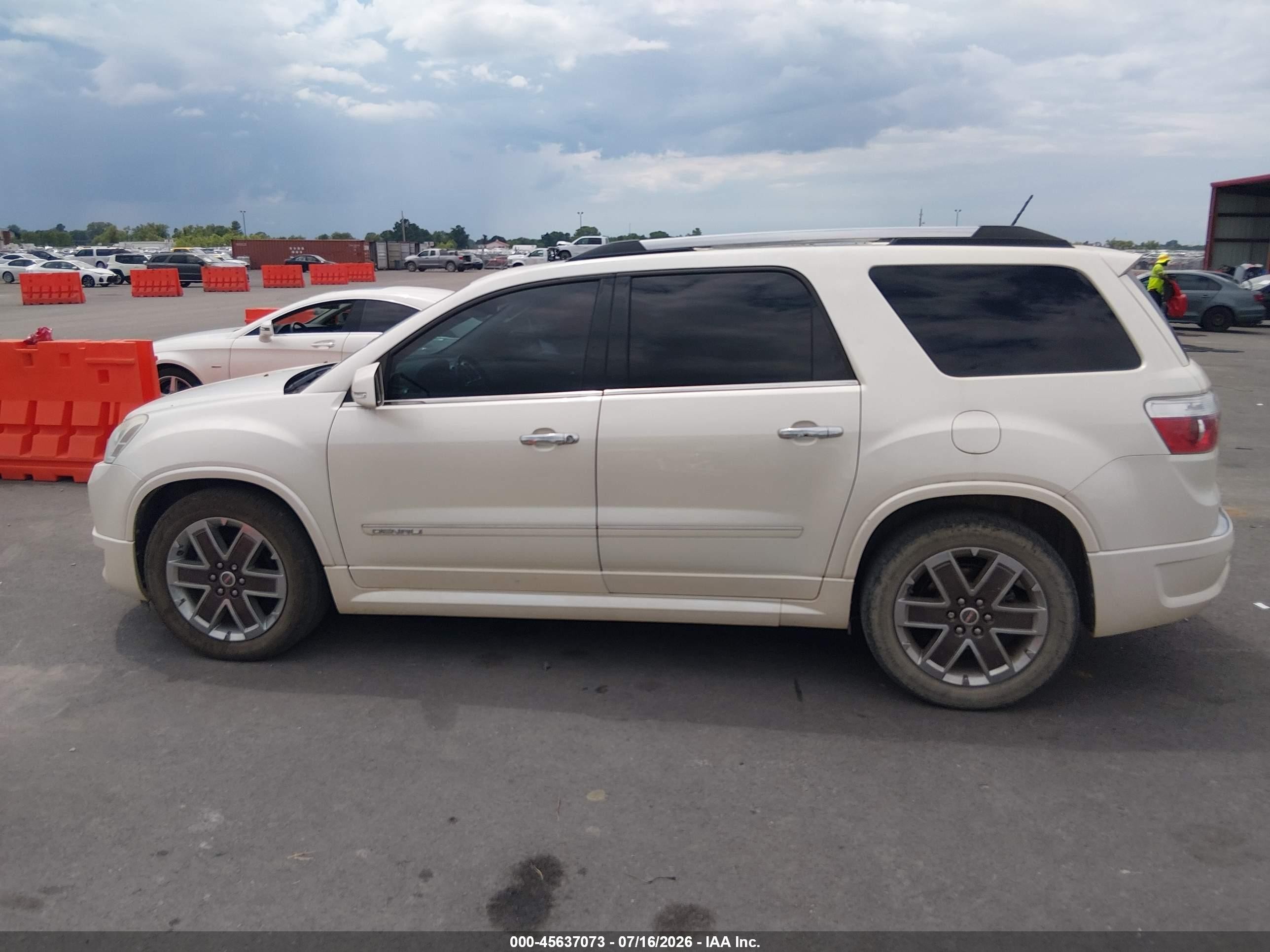 2012 Gmc Acadia Denali Cream vin: 1GKKVTED6CJ394615