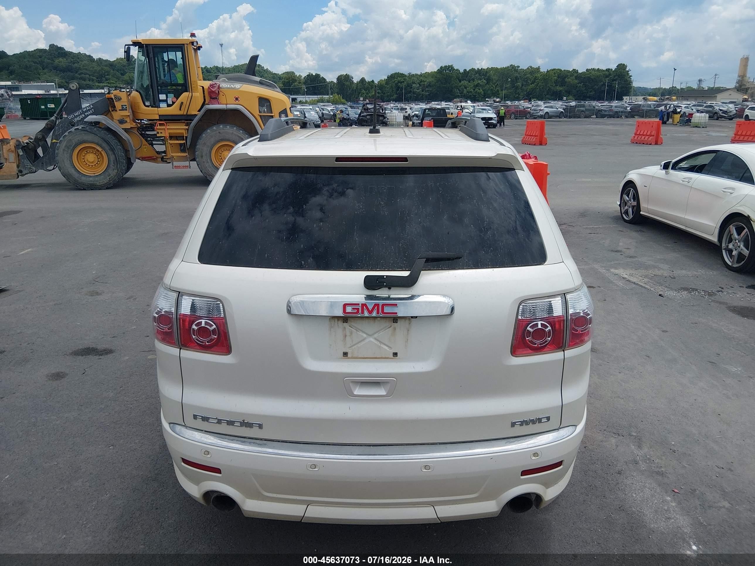 2012 Gmc Acadia Denali Cream vin: 1GKKVTED6CJ394615