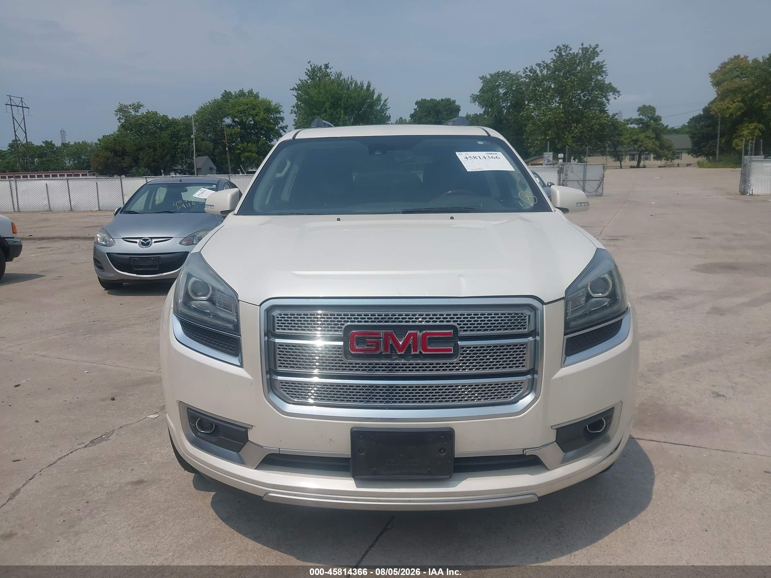 2014 Gmc Acadia Denali White vin: 1GKKVTKD0EJ243342