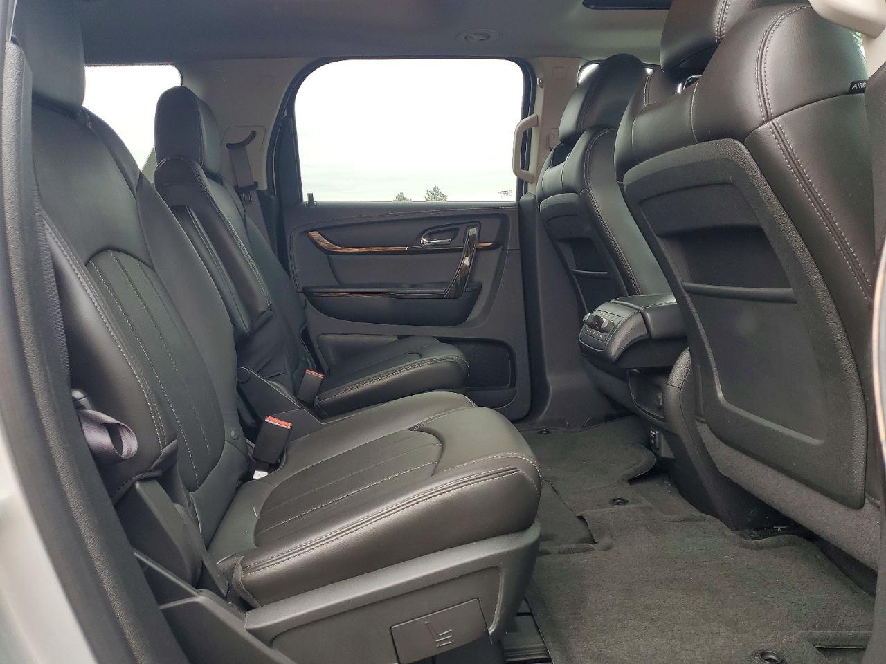 2014 Gmc Acadia Denali Серебряный vin: 1GKKVTKD0EJ369605