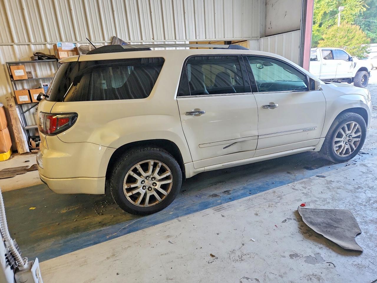 2015 Gmc Acadia Denali White vin: 1GKKVTKD1FJ221898