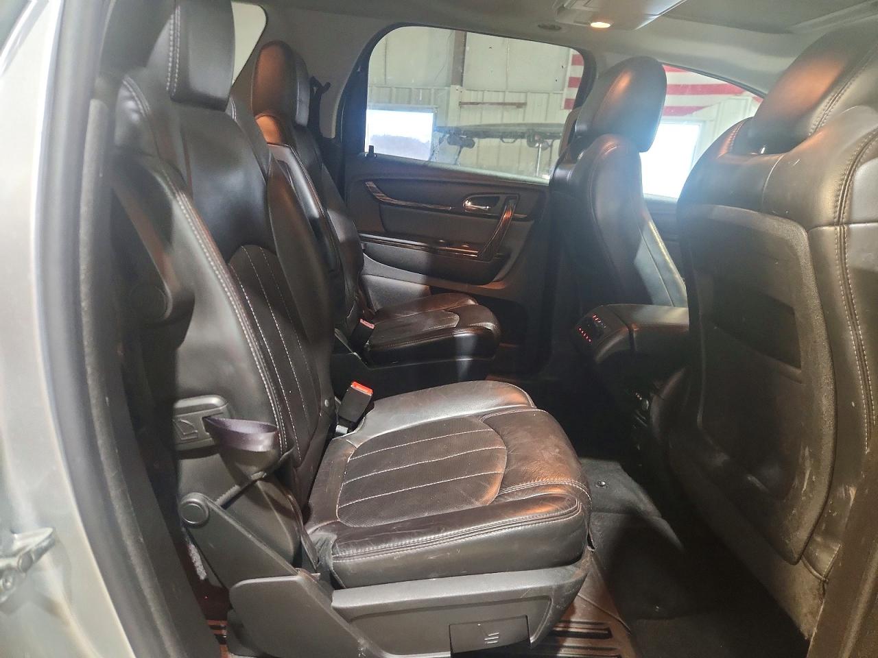 2014 Gmc Acadia Denali Silver vin: 1GKKVTKD2EJ208964