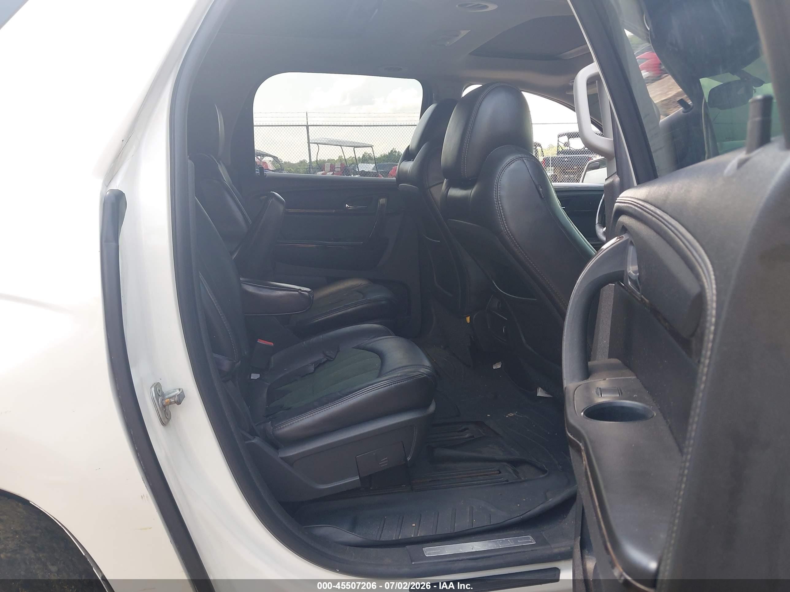 2013 Gmc Acadia Denali White vin: 1GKKVTKD3DJ180915