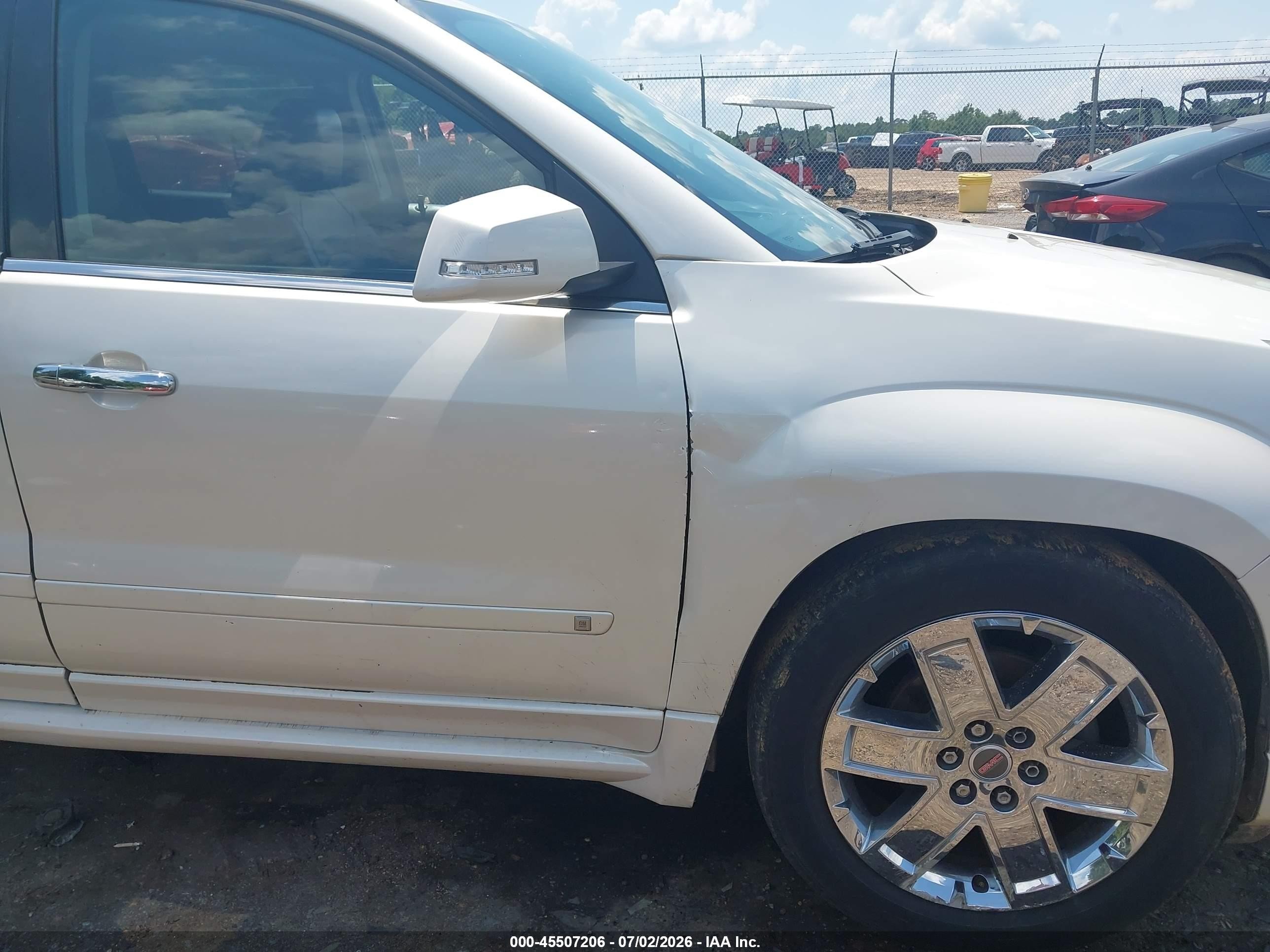 2013 Gmc Acadia Denali White vin: 1GKKVTKD3DJ180915