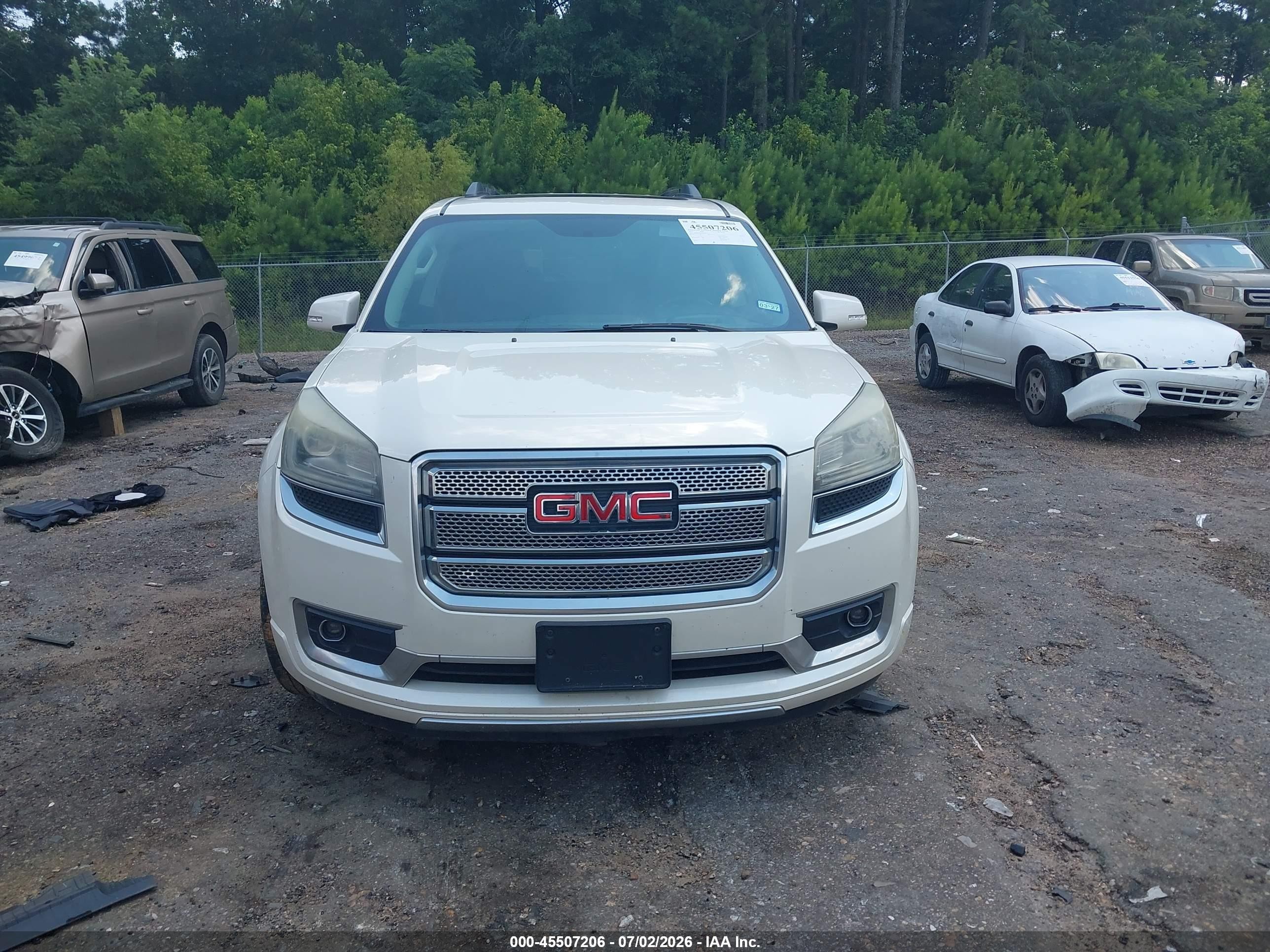 2013 Gmc Acadia Denali White vin: 1GKKVTKD3DJ180915