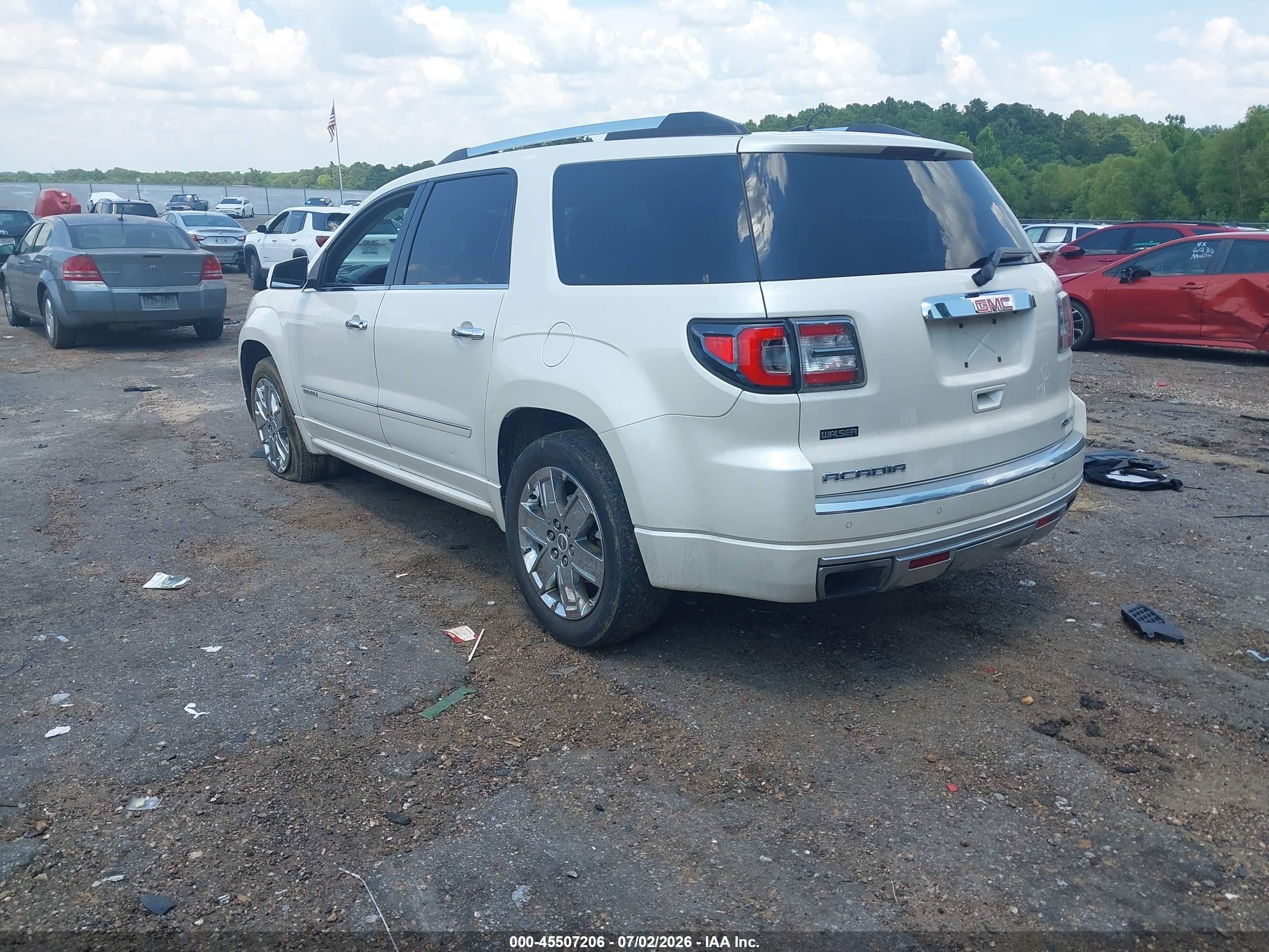 2013 Gmc Acadia Denali White vin: 1GKKVTKD3DJ180915