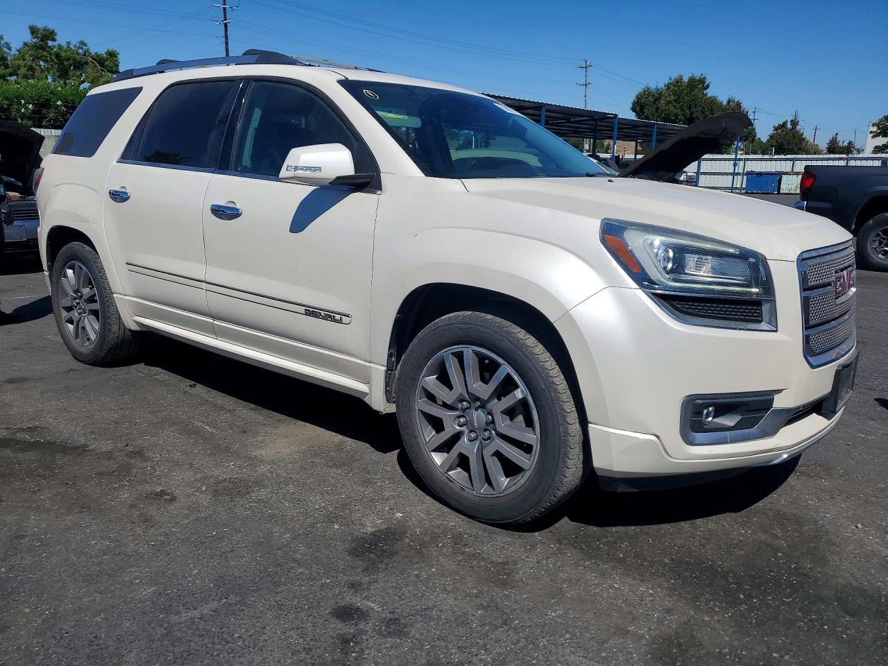 2014 Gmc Acadia Denali White vin: 1GKKVTKD3EJ255789