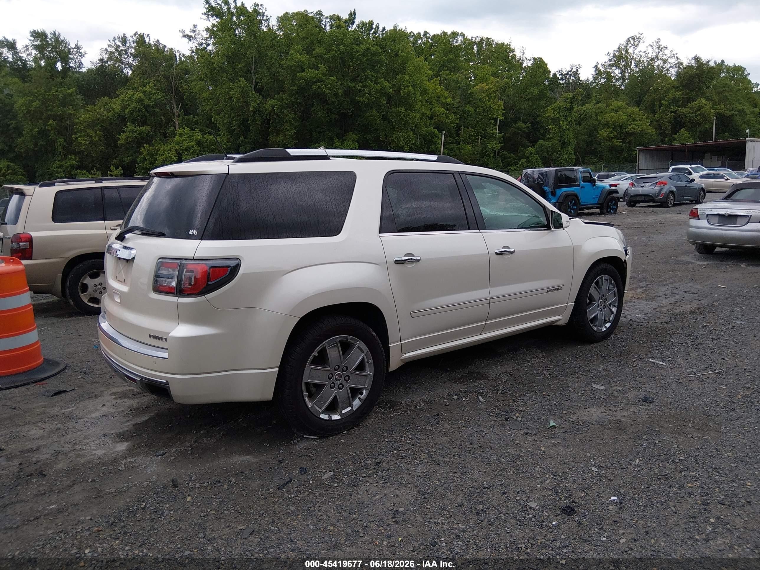 2015 Gmc Acadia Denali White vin: 1GKKVTKD3FJ129756