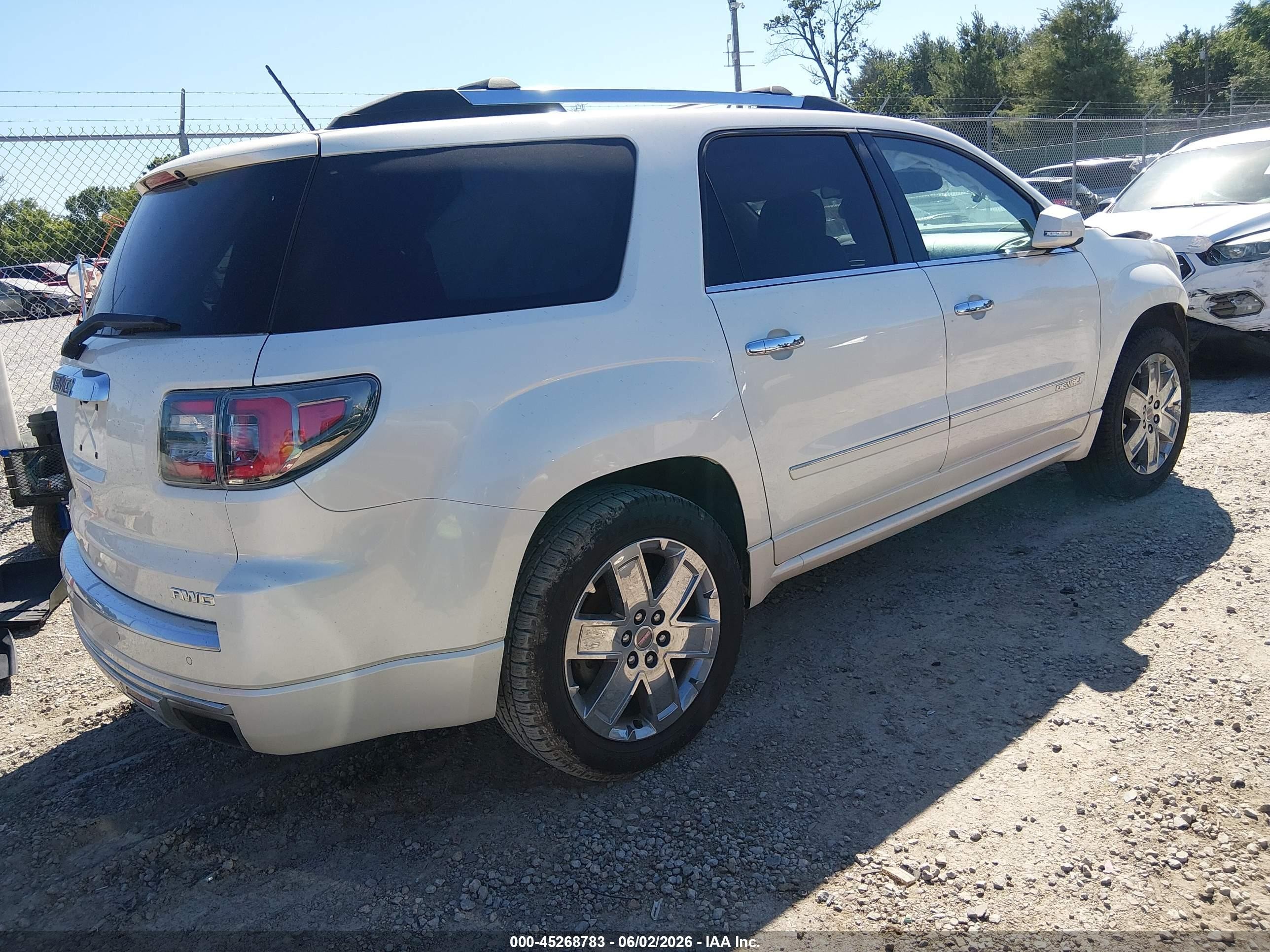 2015 Gmc Acadia Denali White vin: 1GKKVTKD3FJ256314