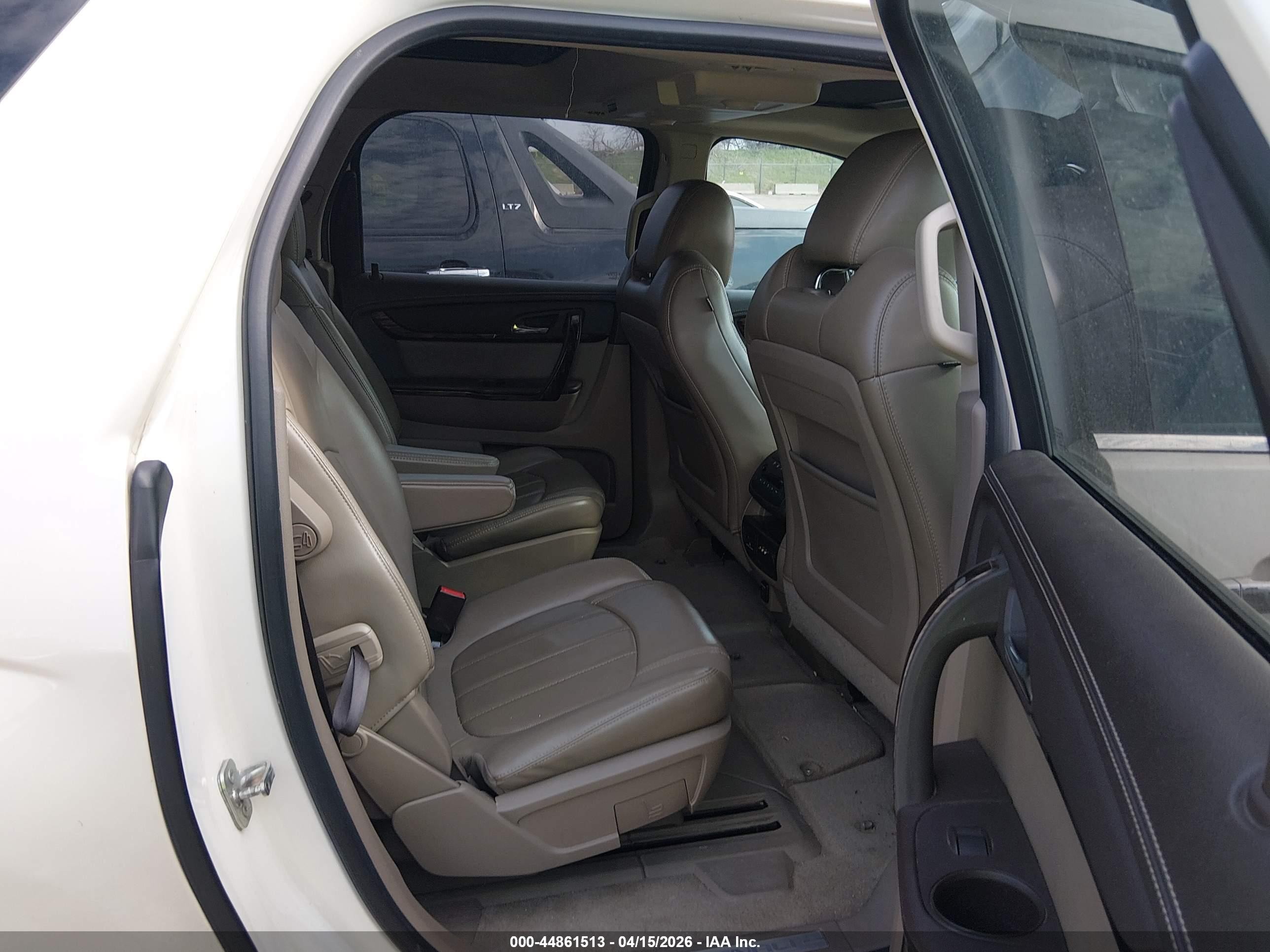 2015 Gmc Acadia Denali White vin: 1GKKVTKD4FJ180201