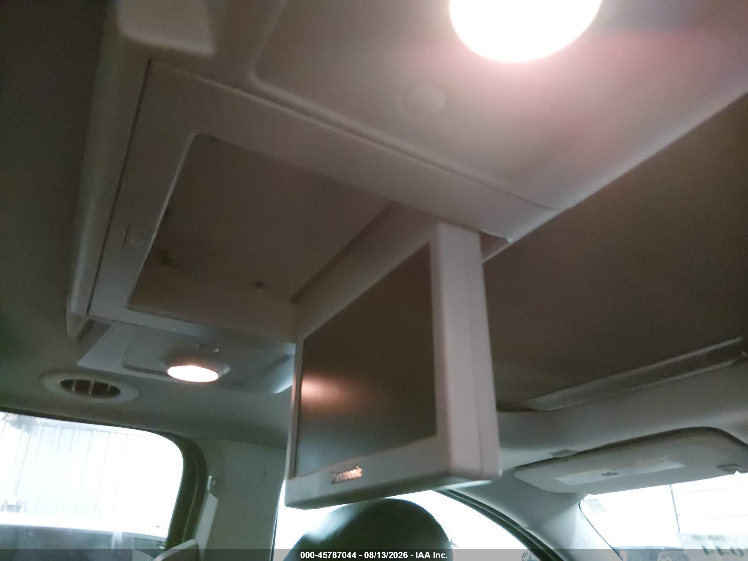 2015 Gmc Acadia Denali Silver vin: 1GKKVTKD4FJ304094