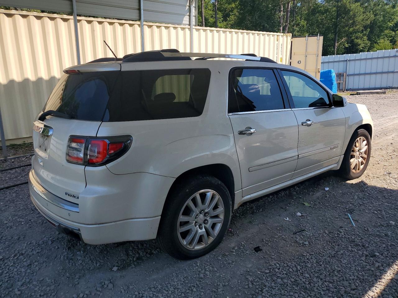 2015 Gmc Acadia Denali Cream vin: 1GKKVTKD7FJ150206