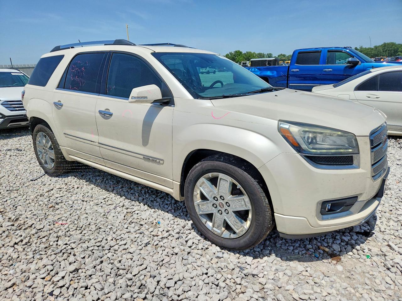 2014 Gmc Acadia Denali White vin: 1GKKVTKDXEJ362094