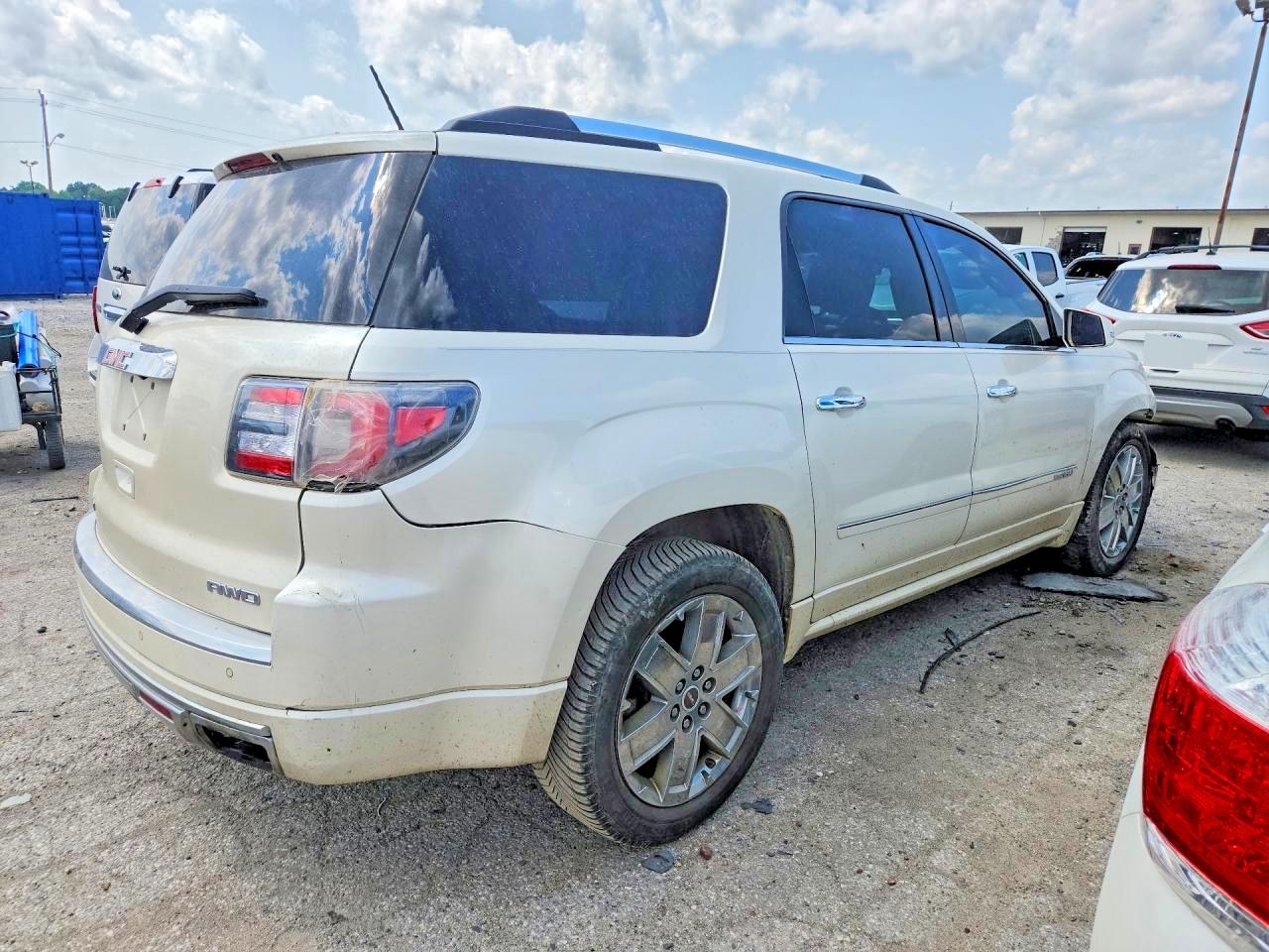 2015 Gmc Acadia Denali Cream vin: 1GKKVTKDXFJ265379