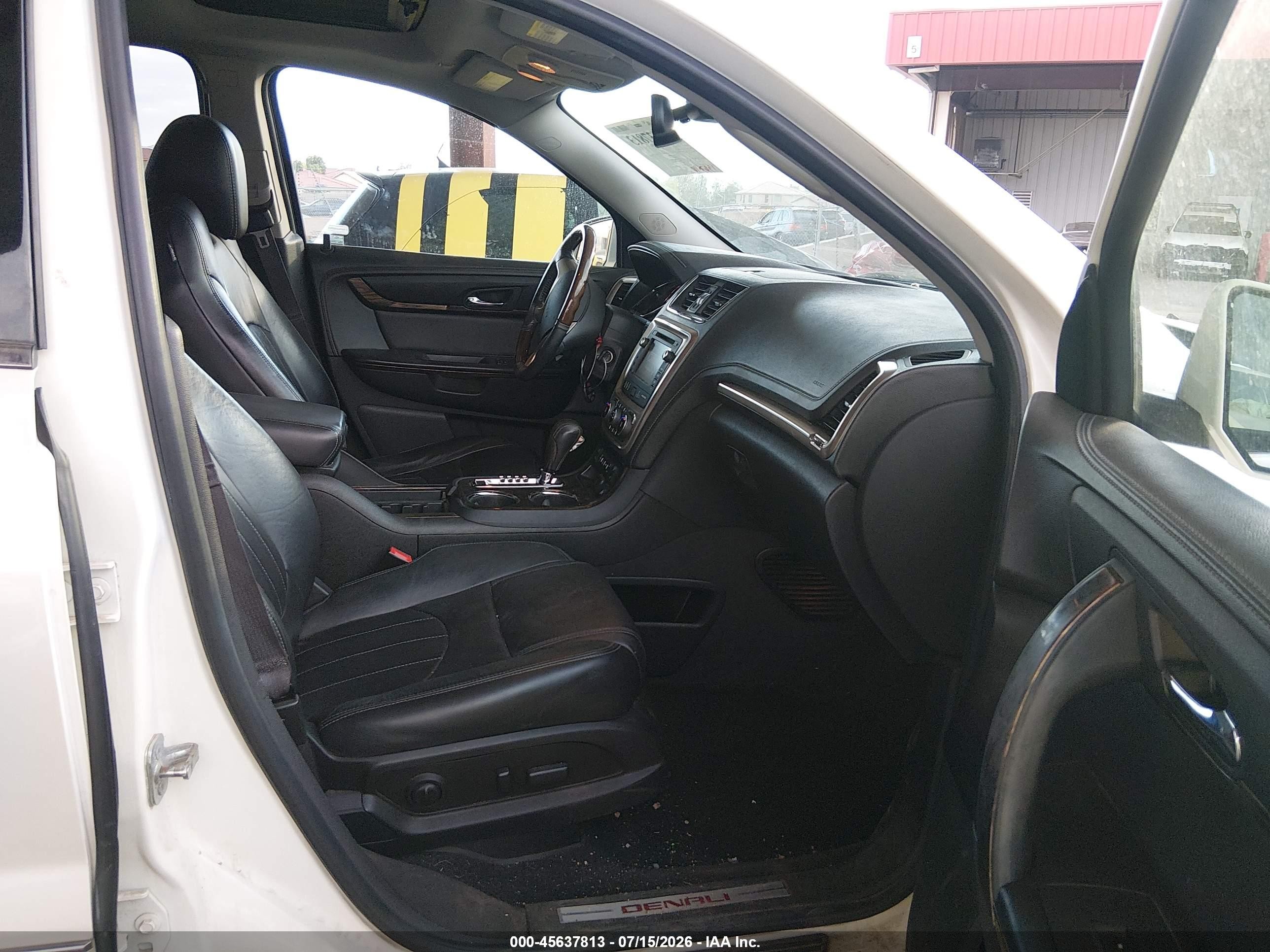 2015 Gmc Acadia Denali Cream vin: 1GKKVTKDXFJ316251