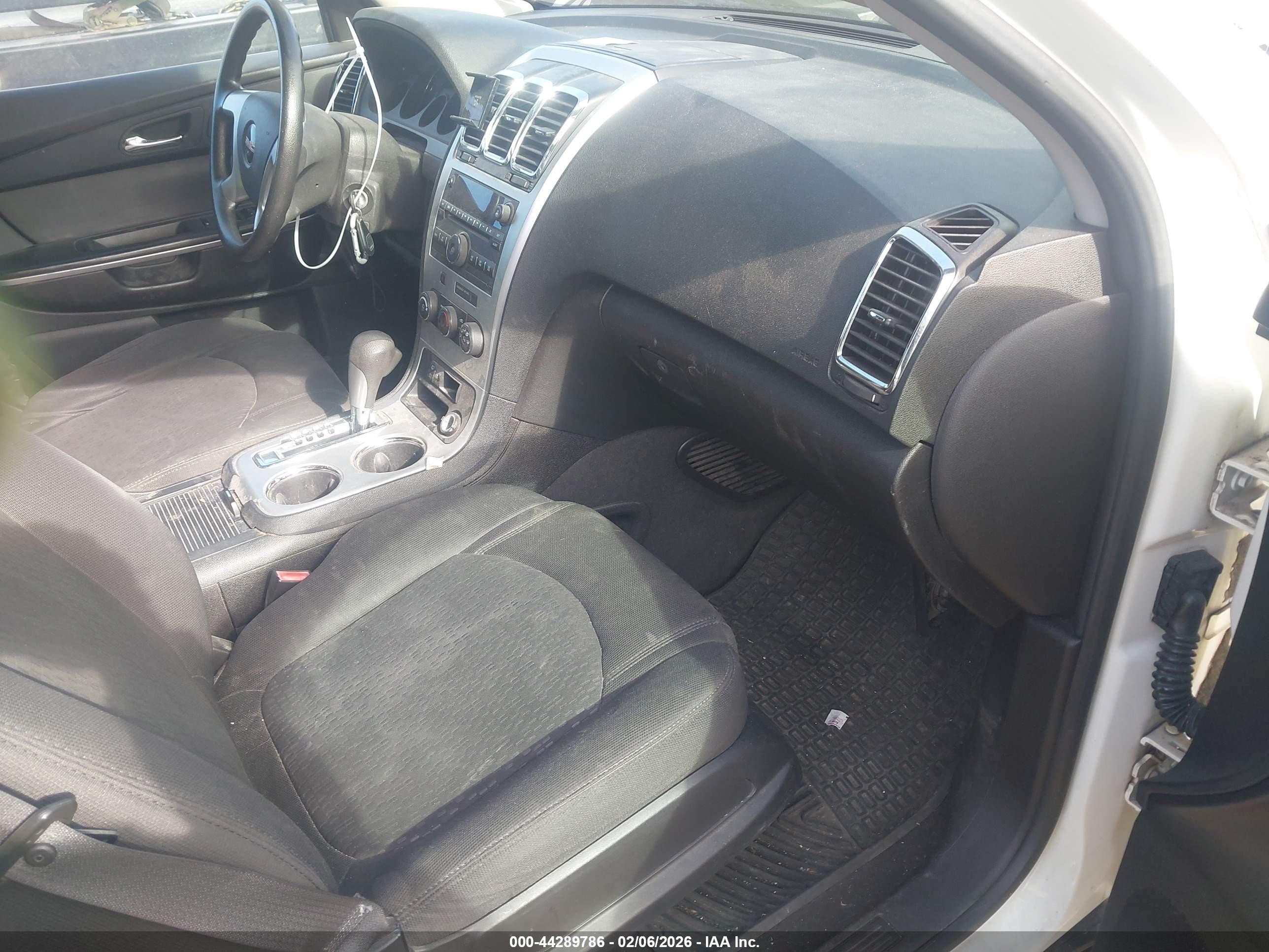 2010 Gmc Acadia Sl Белый vin: 1GKLRKED3AJ102872