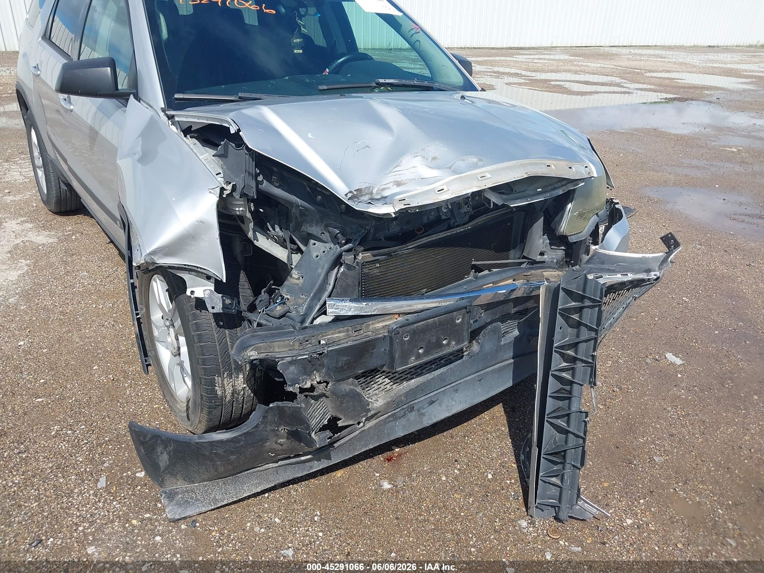 2010 Gmc Acadia Sl Серебряный vin: 1GKLRKED8AJ107775