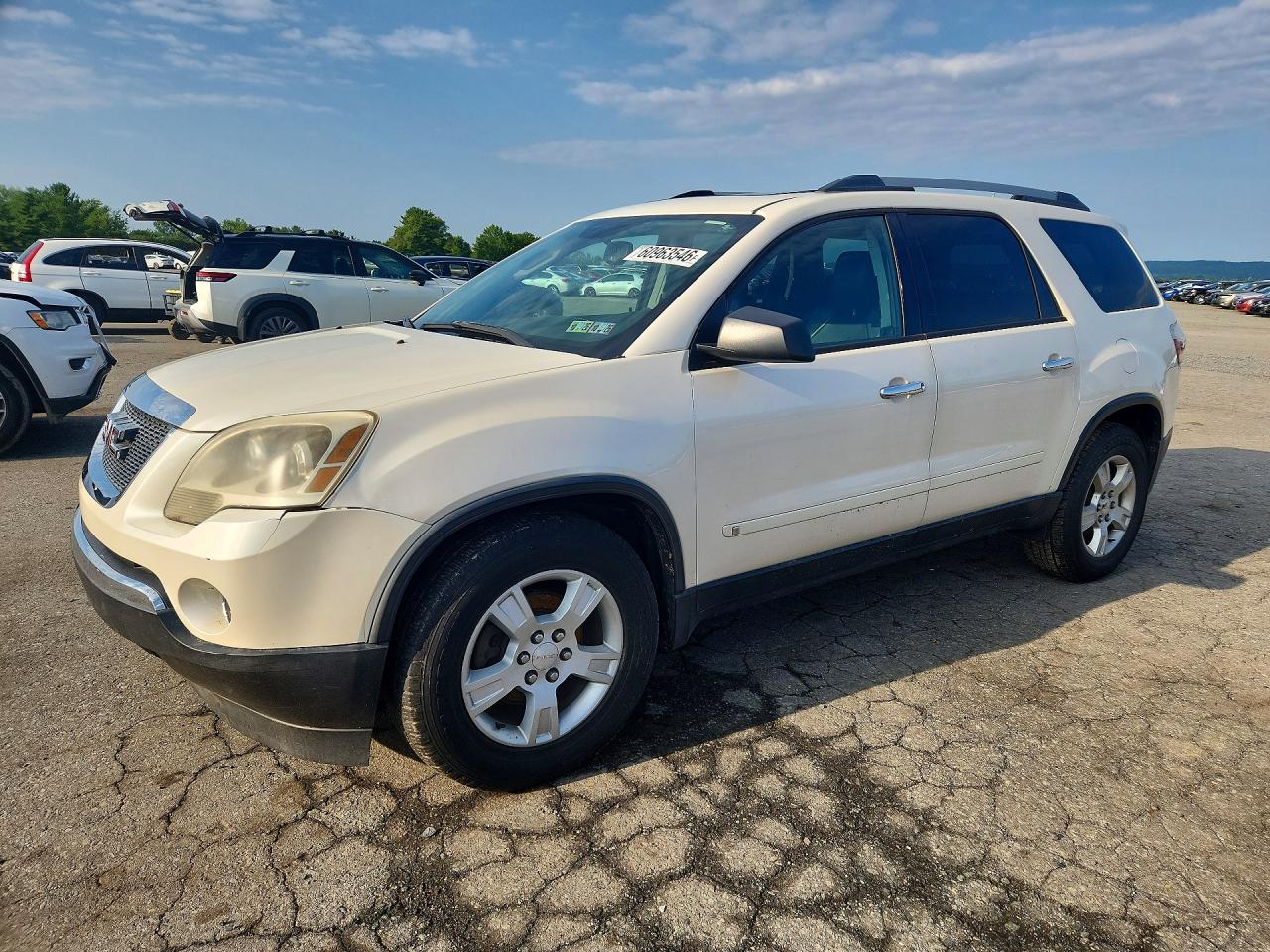 2010 Gmc Acadia Sl White vin: 1GKLRKED8AJ165417