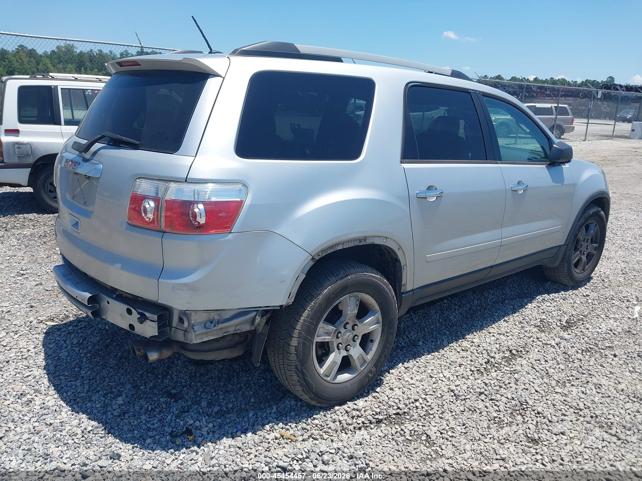 2010 Gmc Acadia Sle Silver vin: 1GKLRLEDXAJ188333