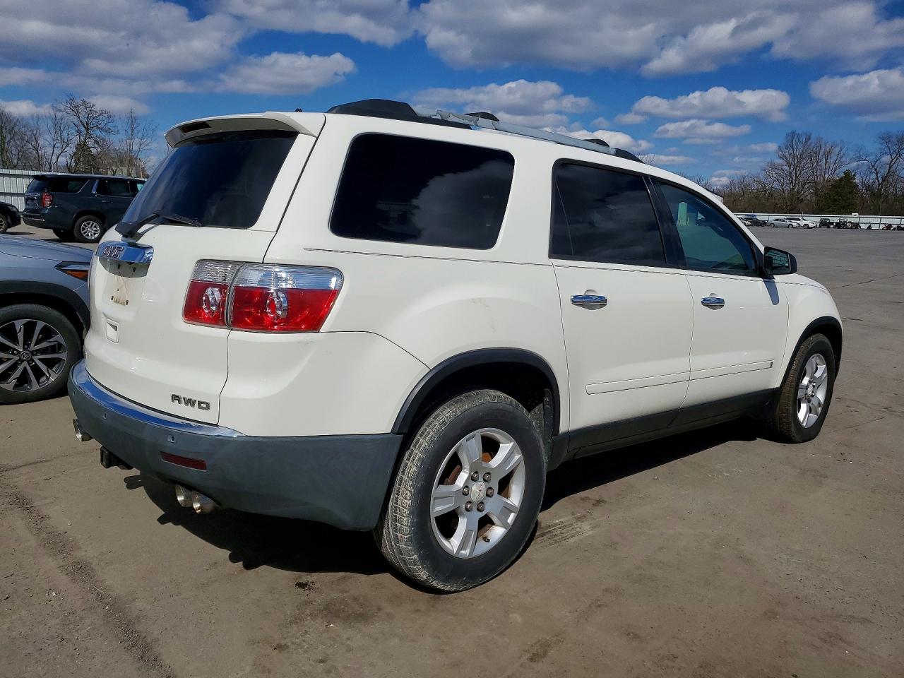2010 Gmc Acadia Sle White vin: 1GKLVLED6AJ109316