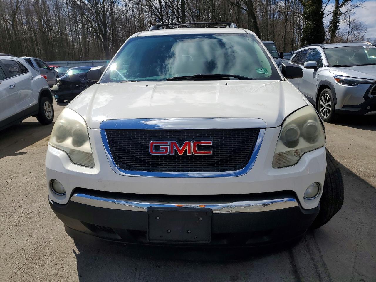 2010 Gmc Acadia Sle White vin: 1GKLVLED6AJ109316