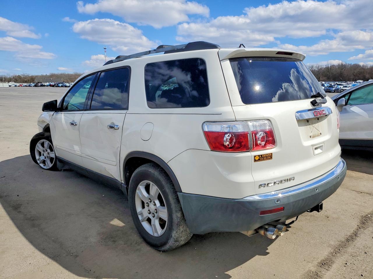 2010 Gmc Acadia Sle White vin: 1GKLVLED6AJ109316