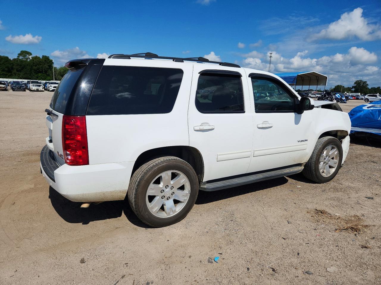 2010 Gmc Yukon Sle White vin: 1GKMCAE34AR233754