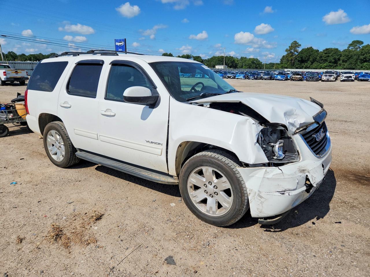 2010 Gmc Yukon Sle White vin: 1GKMCAE34AR233754
