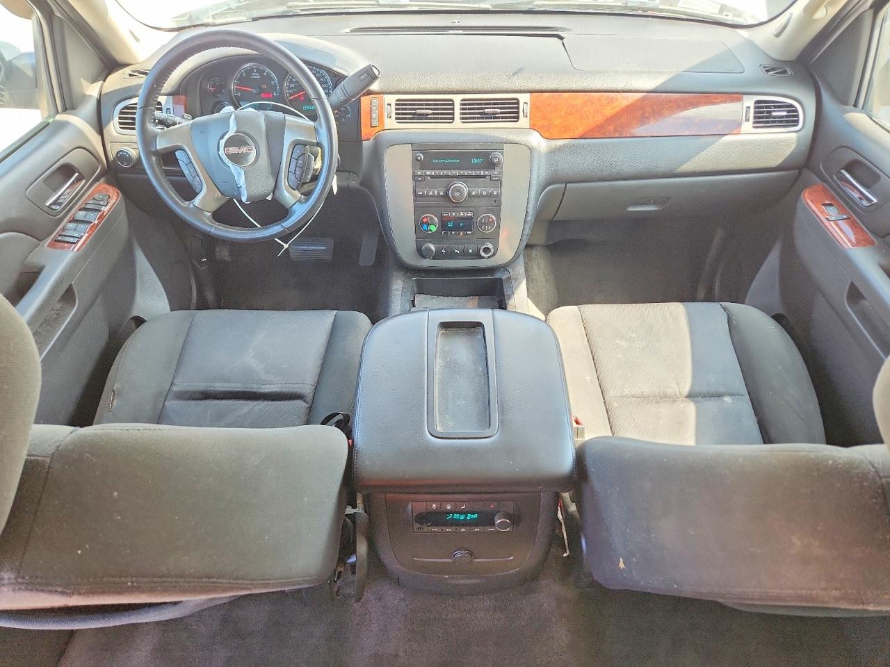 2010 Gmc Yukon Sle White vin: 1GKMCAE34AR233754