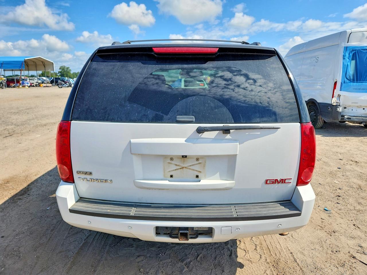 2010 Gmc Yukon Sle White vin: 1GKMCAE34AR233754