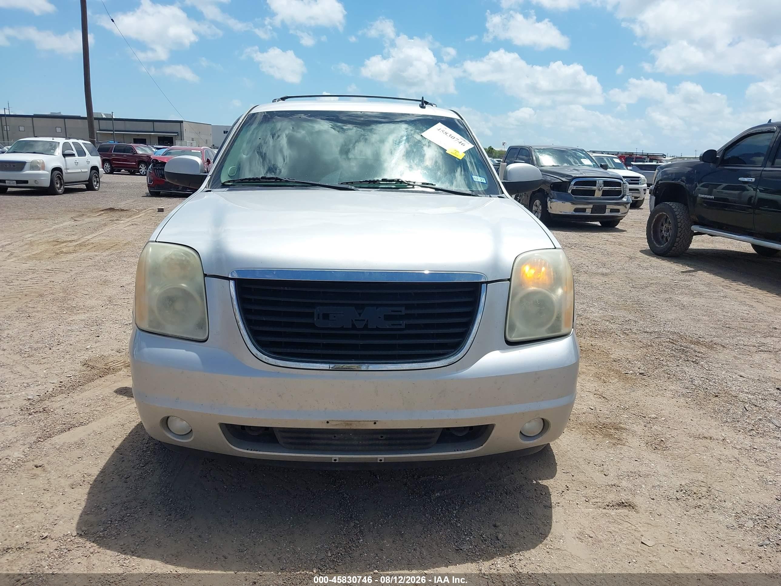 2010 Gmc Yukon Sle Silver vin: 1GKMCAE39AR234379