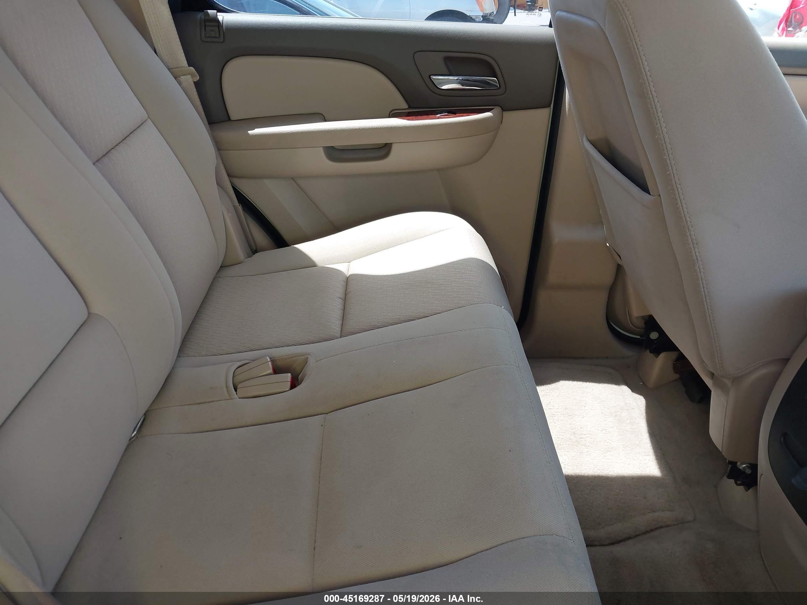 2012 Gmc Yukon Sle White vin: 1GKS1AE00CR232011