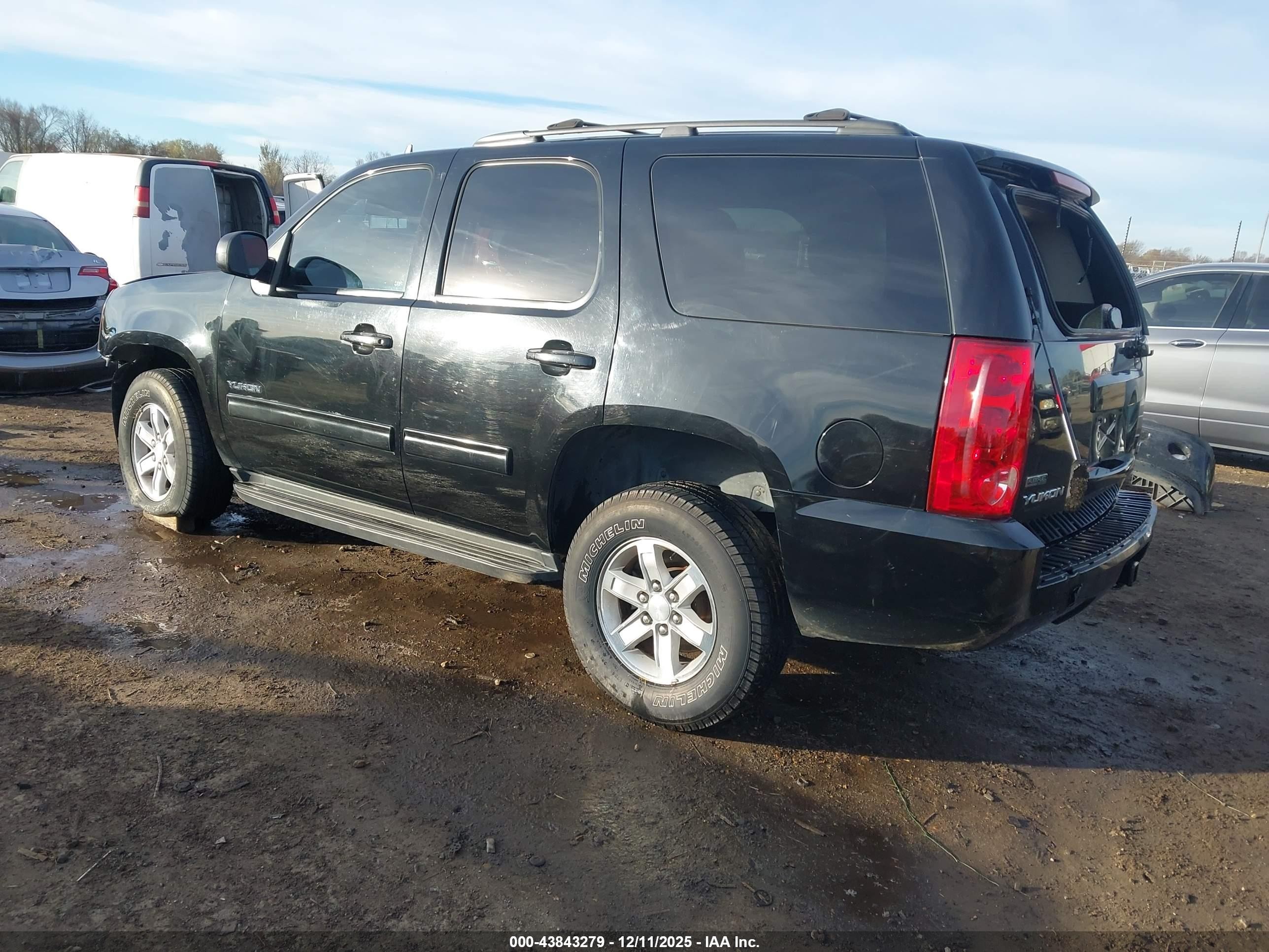 2012 Gmc Yukon Sle Black vin: 1GKS1AE06CR268317