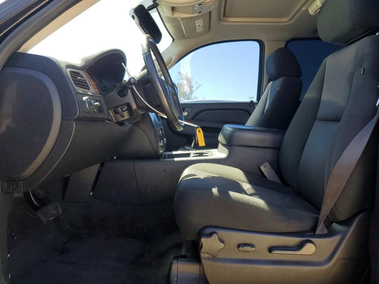 2013 Gmc Yukon Sle Black vin: 1GKS1AE06DR275446