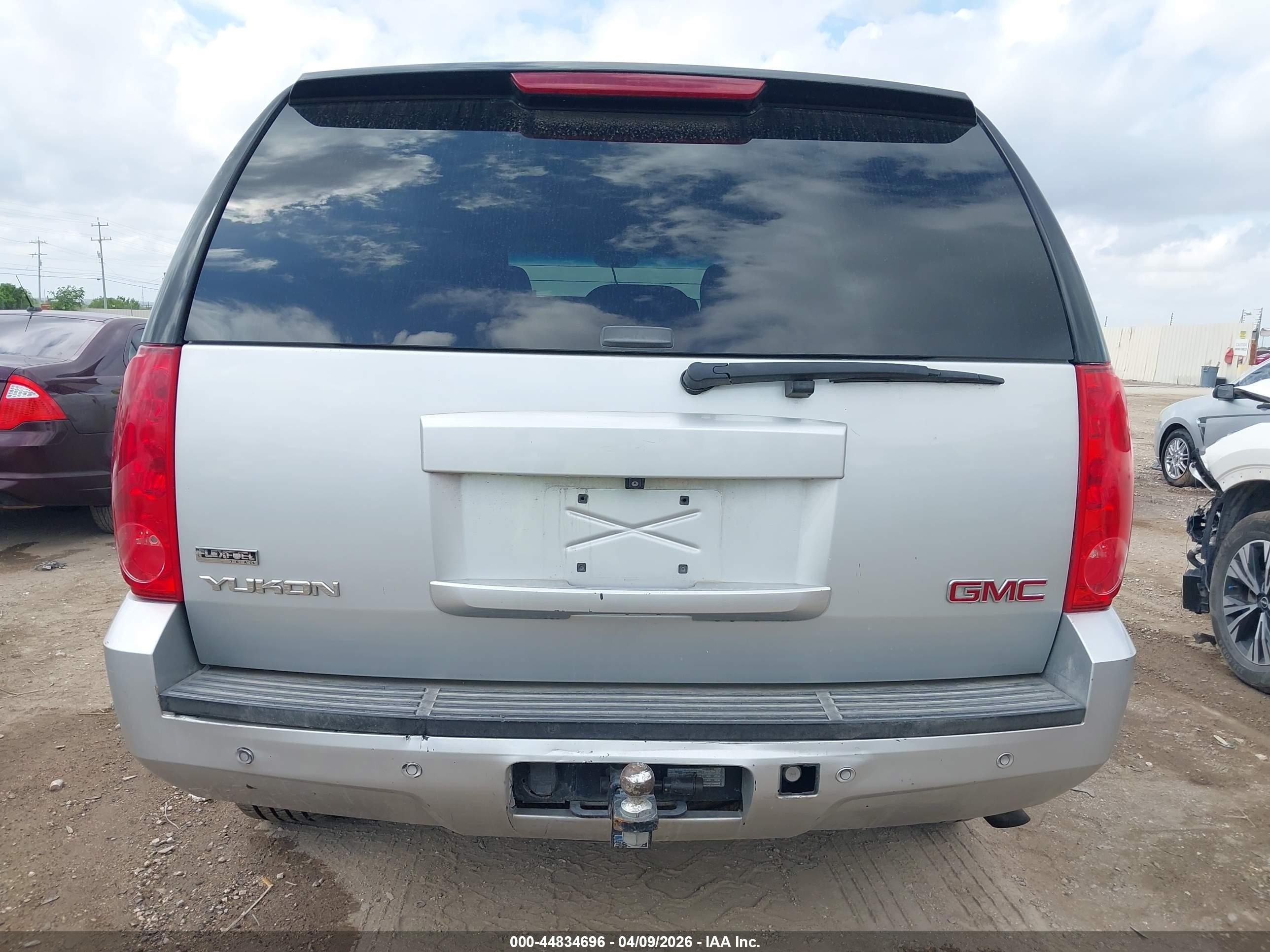 2011 Gmc Yukon Sle Серебряный vin: 1GKS1AE09BR159378