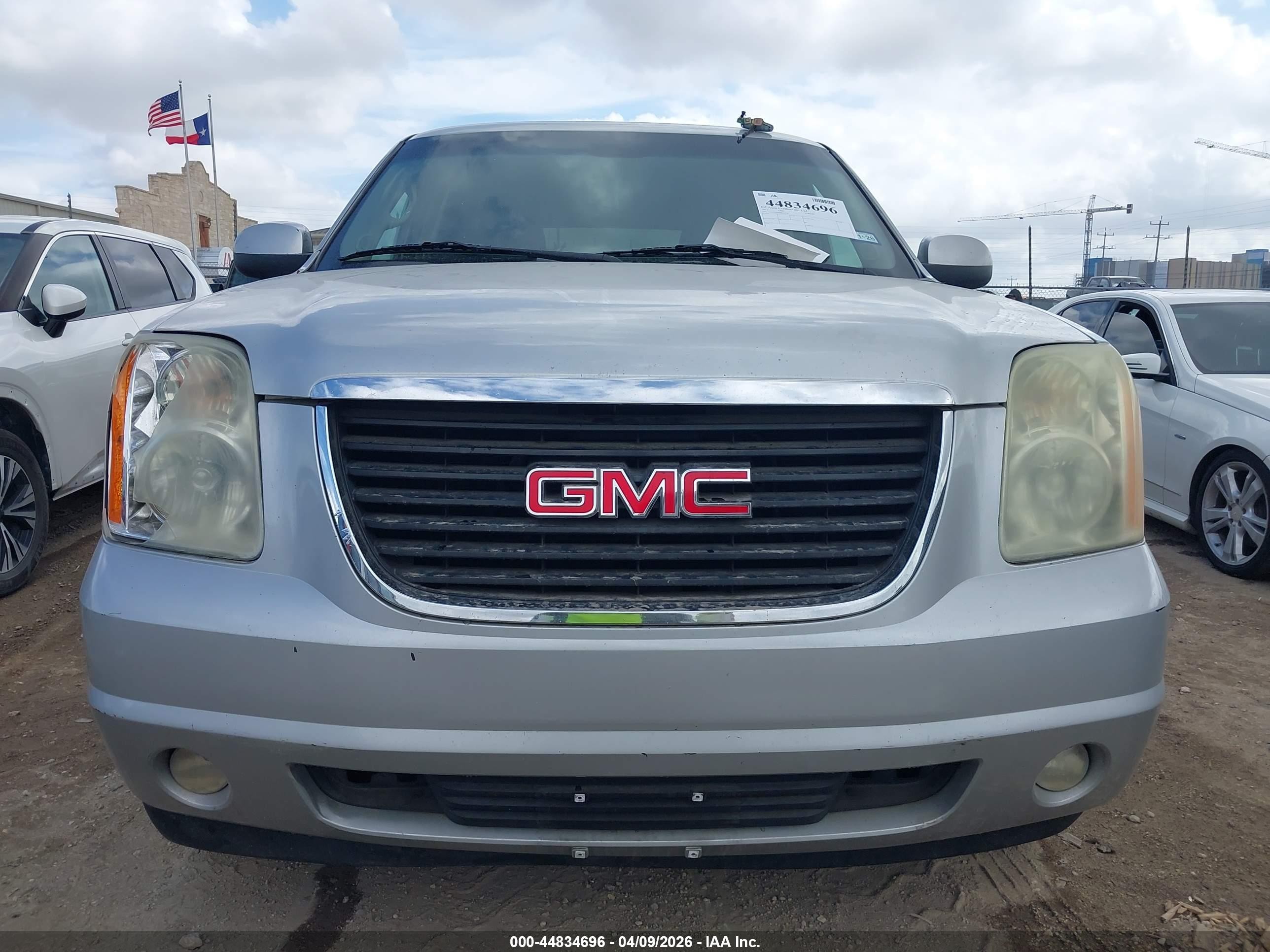 2011 Gmc Yukon Sle Серебряный vin: 1GKS1AE09BR159378