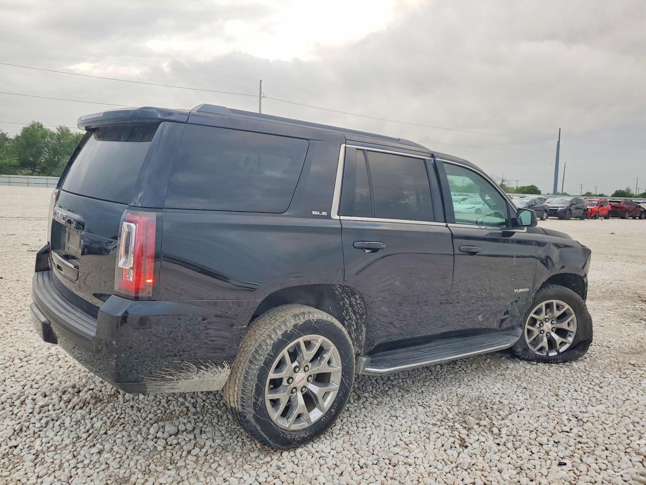 2015 Gmc Yukon Sle Black vin: 1GKS1AKC5FR705629