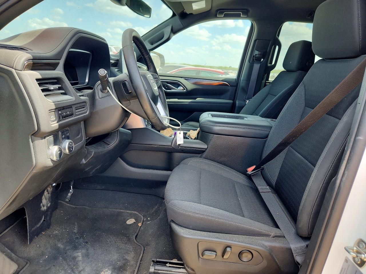 2023 Gmc Yukon Sle White vin: 1GKS1AKD6PR223570