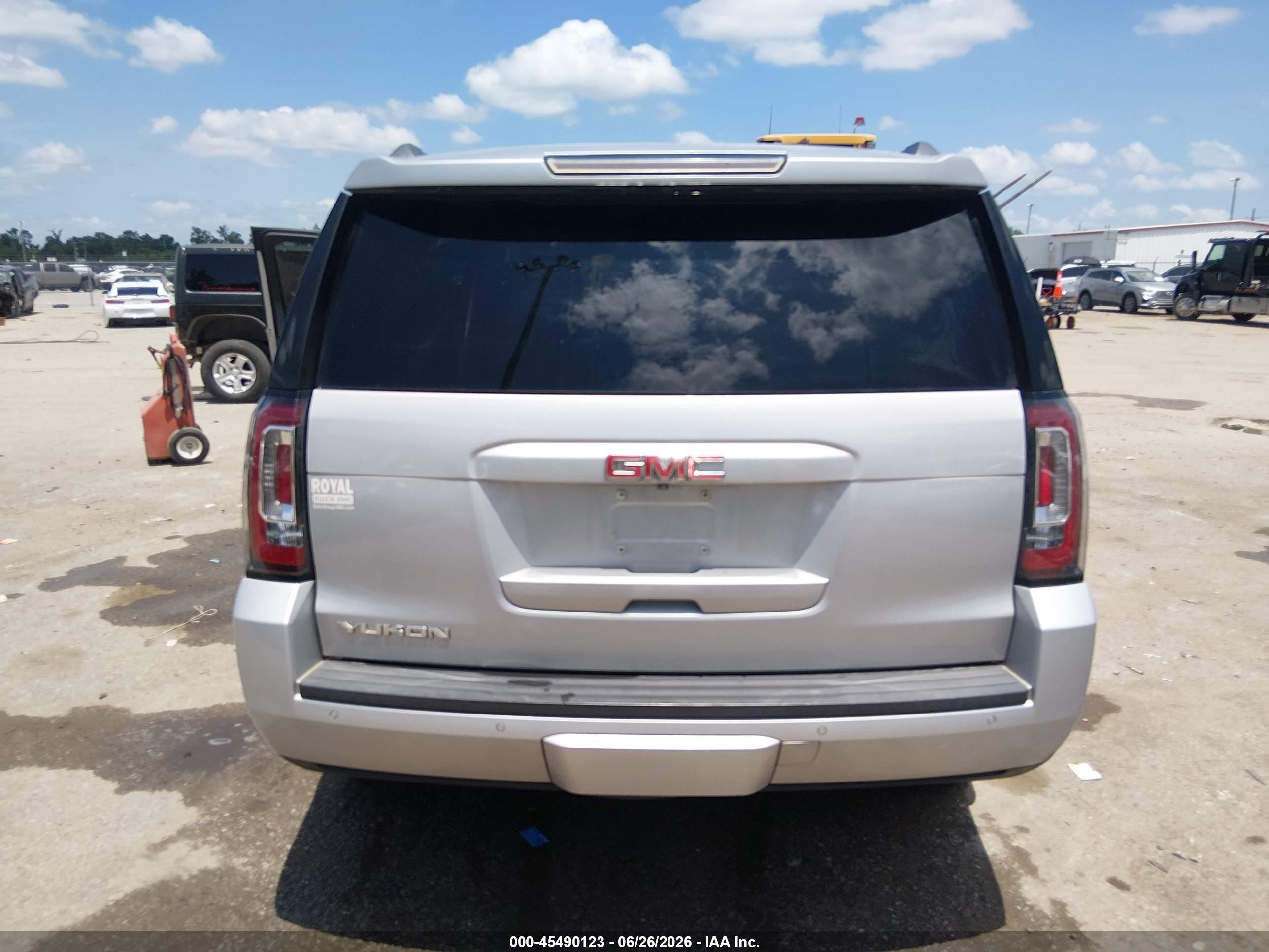 2015 Gmc Yukon Slt Silver vin: 1GKS1BKC0FR503576